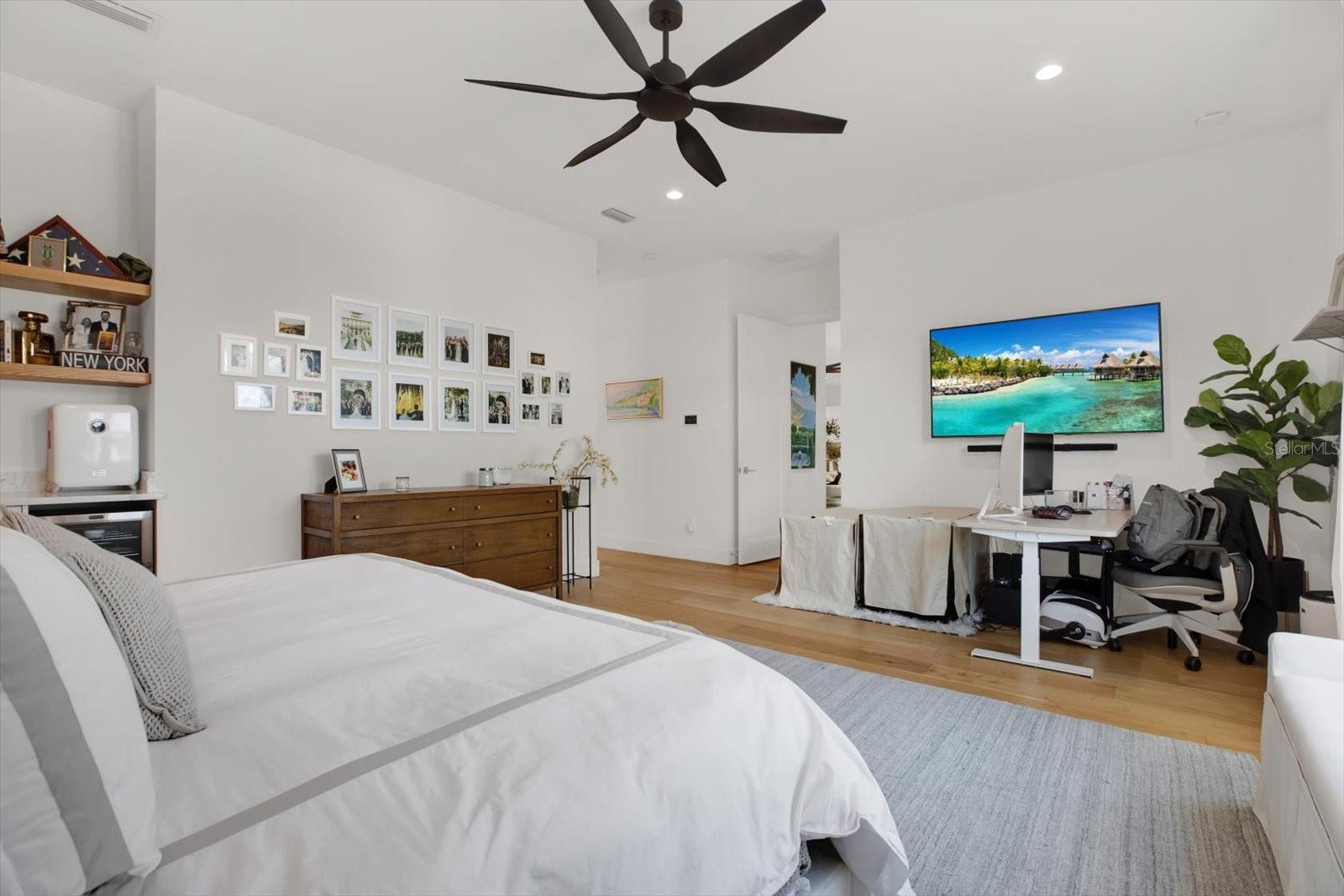 5924 BAYVIEW CIR S, GULFPORT, FL, 33707