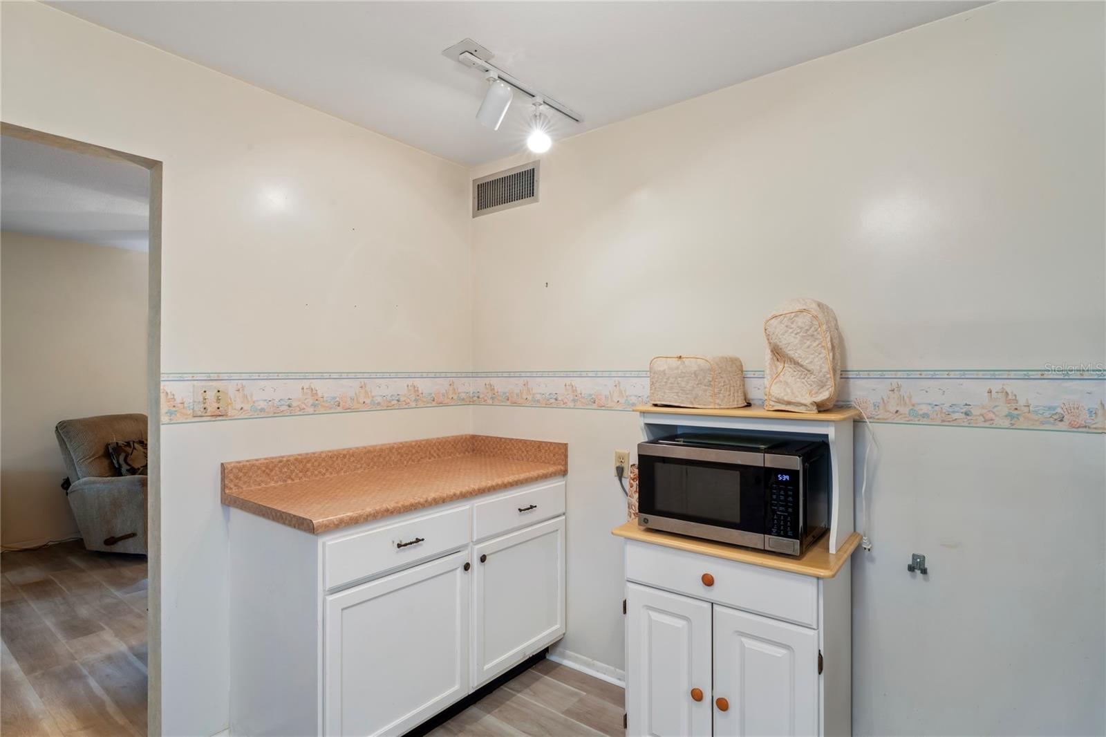 200 PORTREE DR, DUNEDIN, FL, 34698