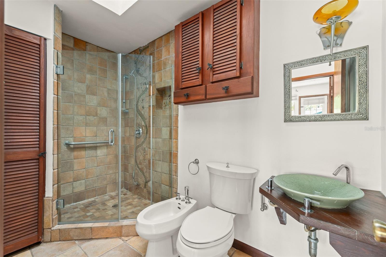O6299967 Property Photo