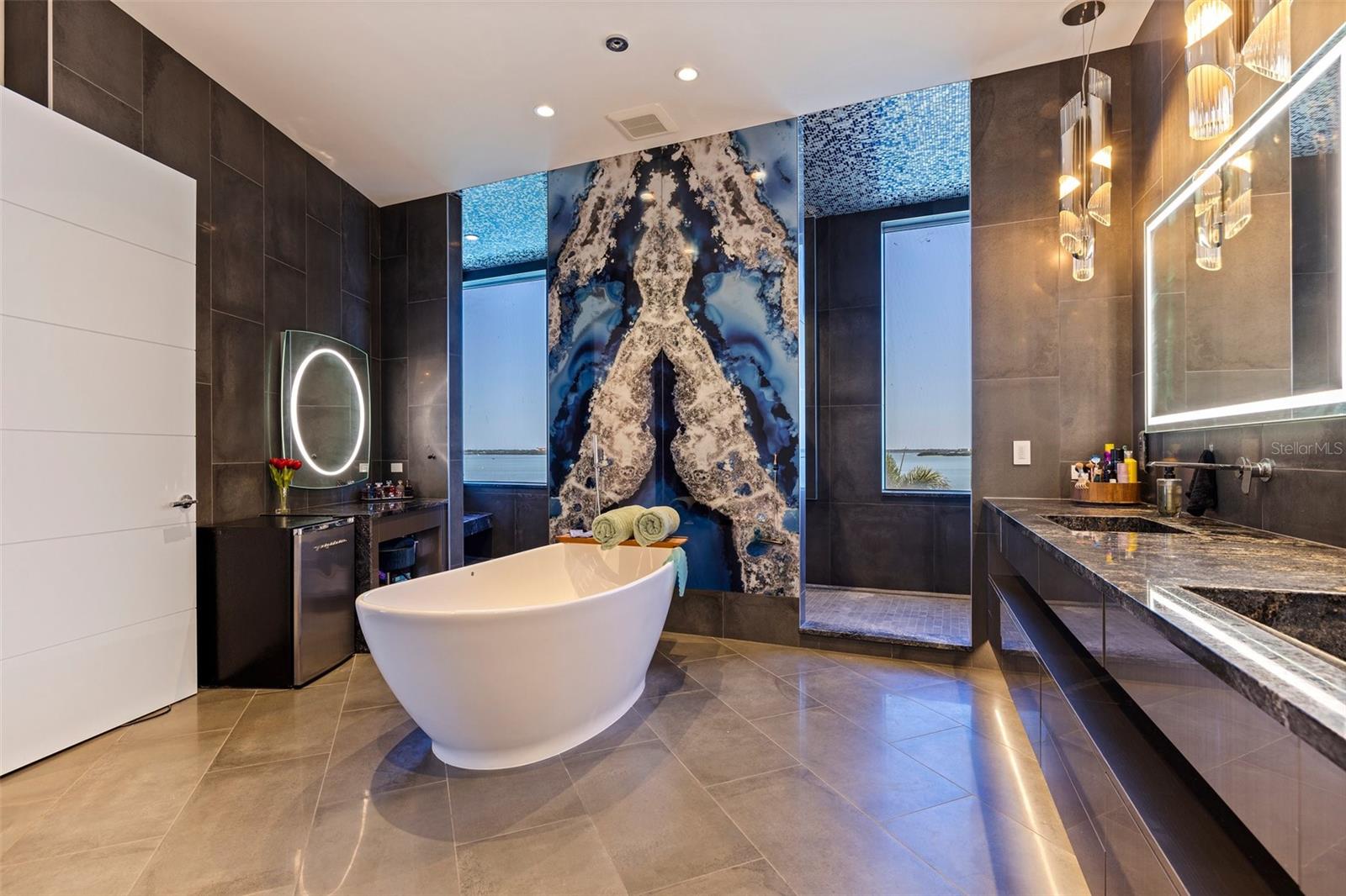 12650 7TH ST E, TREASURE ISLAND, FL, 33706