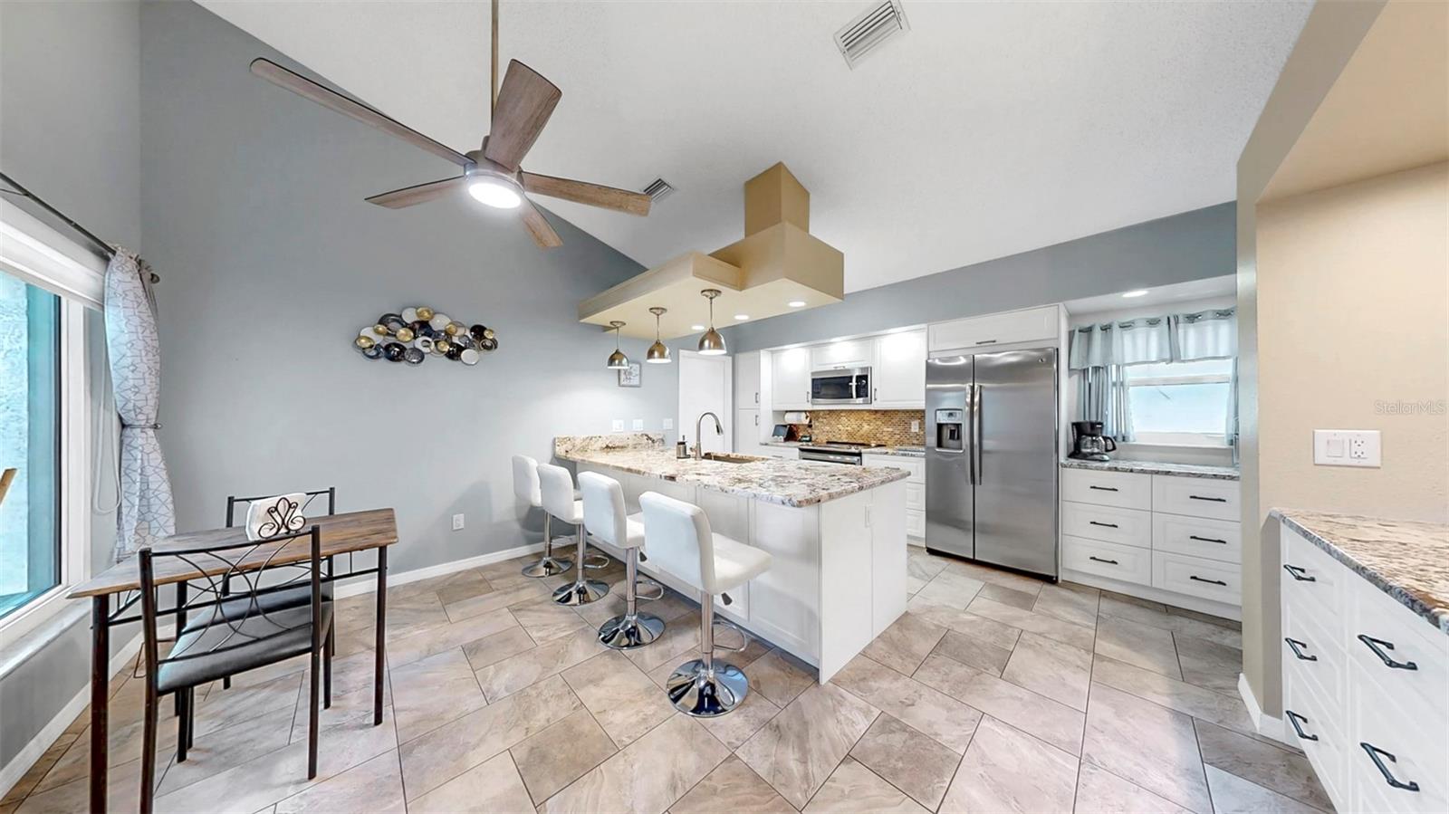 1613 E DEL WEBB BLVD, SUN CITY CENTER, FL, 33573