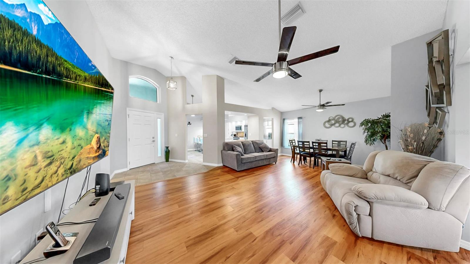 1613 E DEL WEBB BLVD, SUN CITY CENTER, FL, 33573