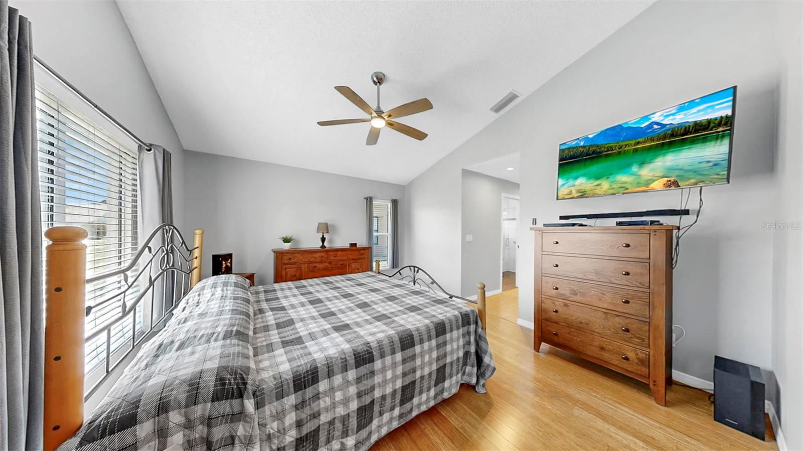 1613 E DEL WEBB BLVD, SUN CITY CENTER, FL, 33573