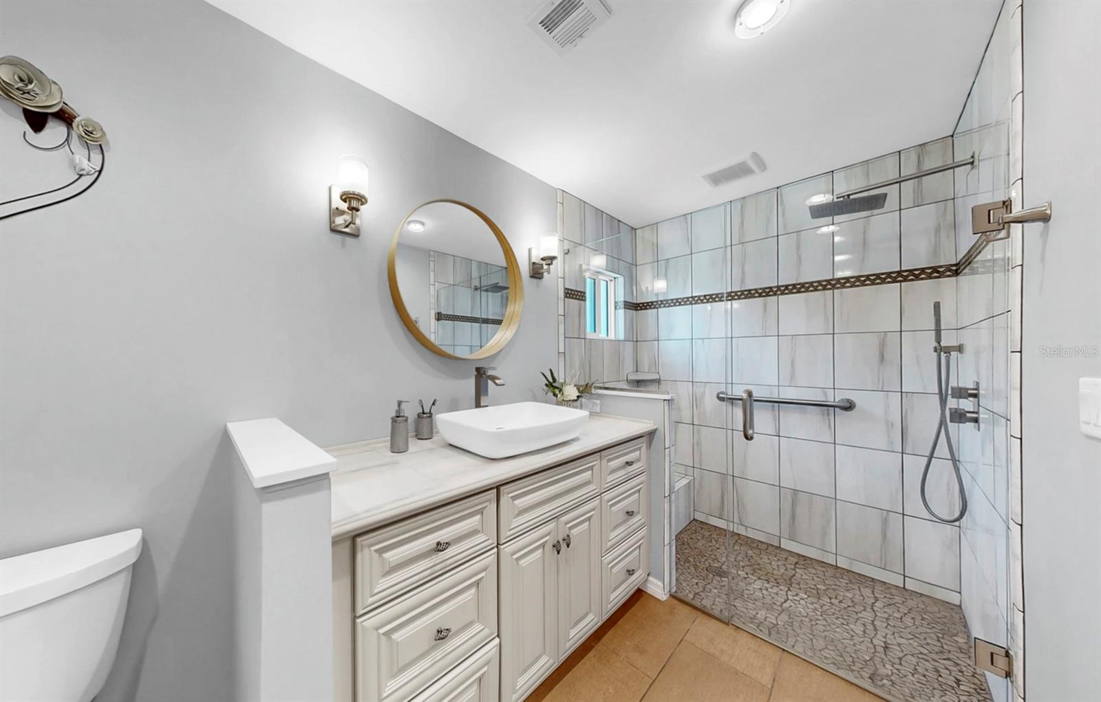 1613 E DEL WEBB BLVD, SUN CITY CENTER, FL, 33573