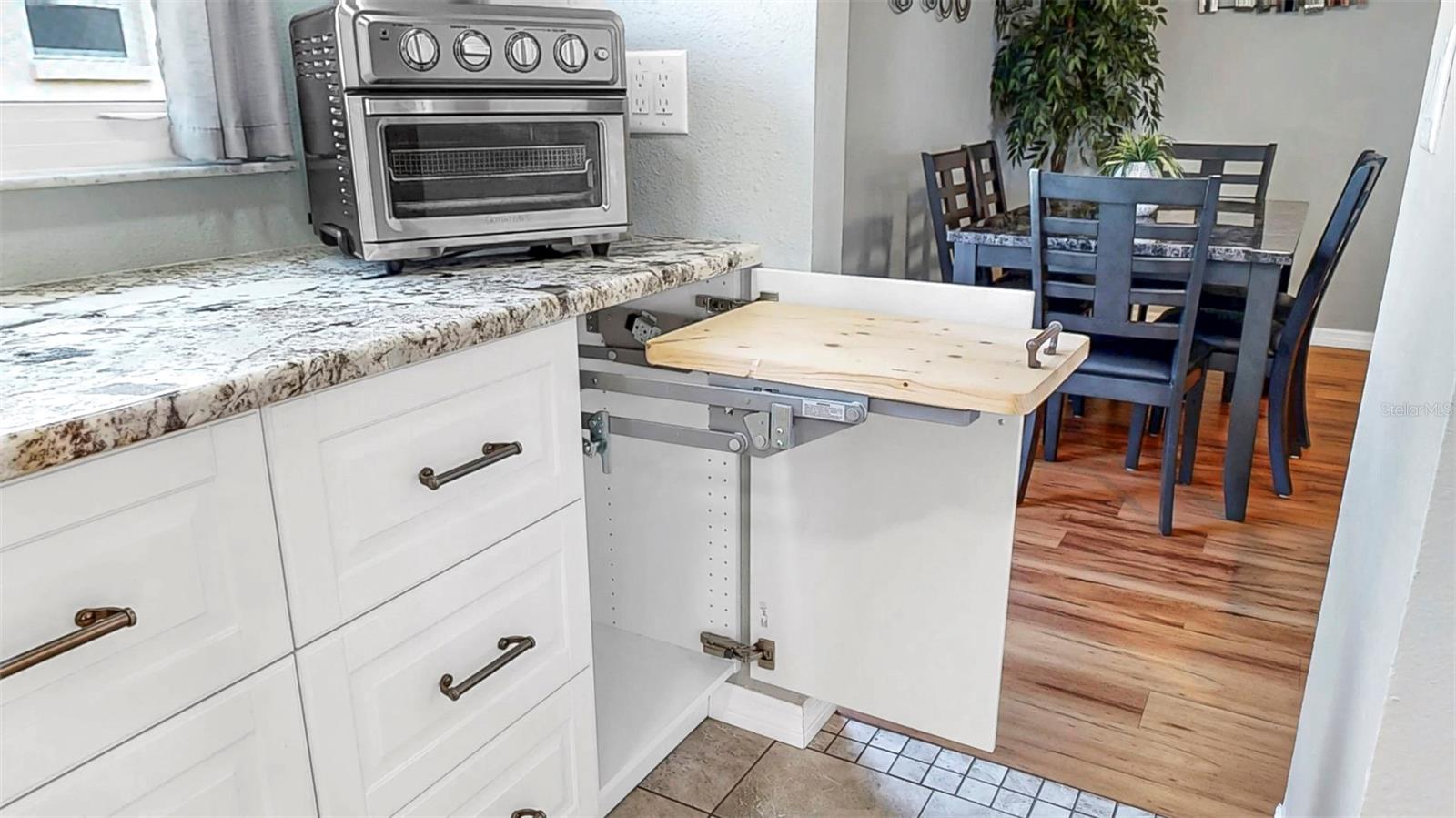 1613 E DEL WEBB BLVD, SUN CITY CENTER, FL, 33573