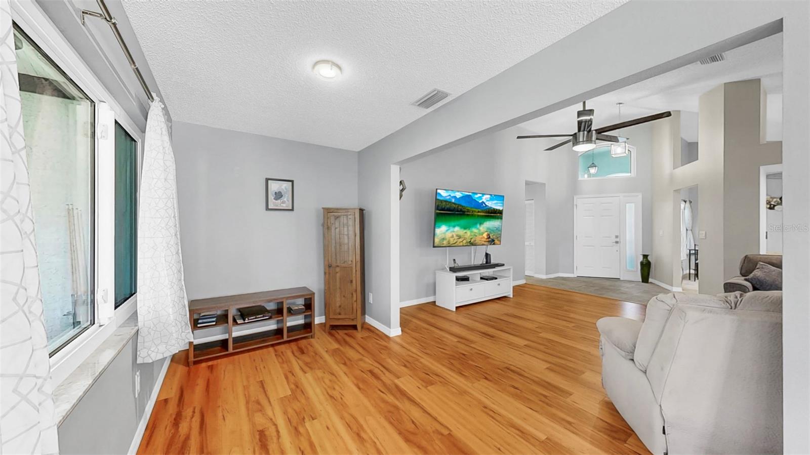 1613 E DEL WEBB BLVD, SUN CITY CENTER, FL, 33573