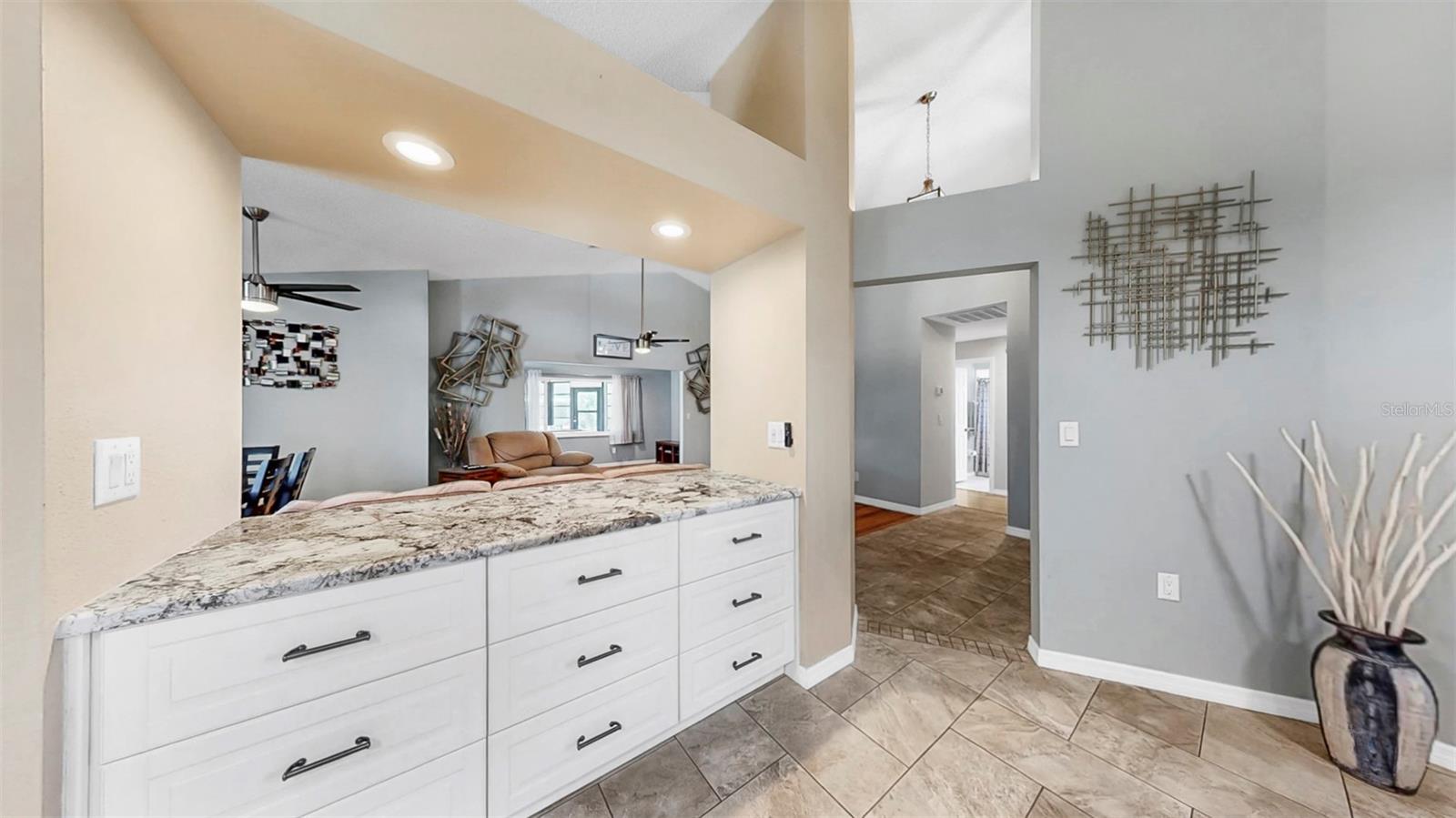 1613 E DEL WEBB BLVD, SUN CITY CENTER, FL, 33573