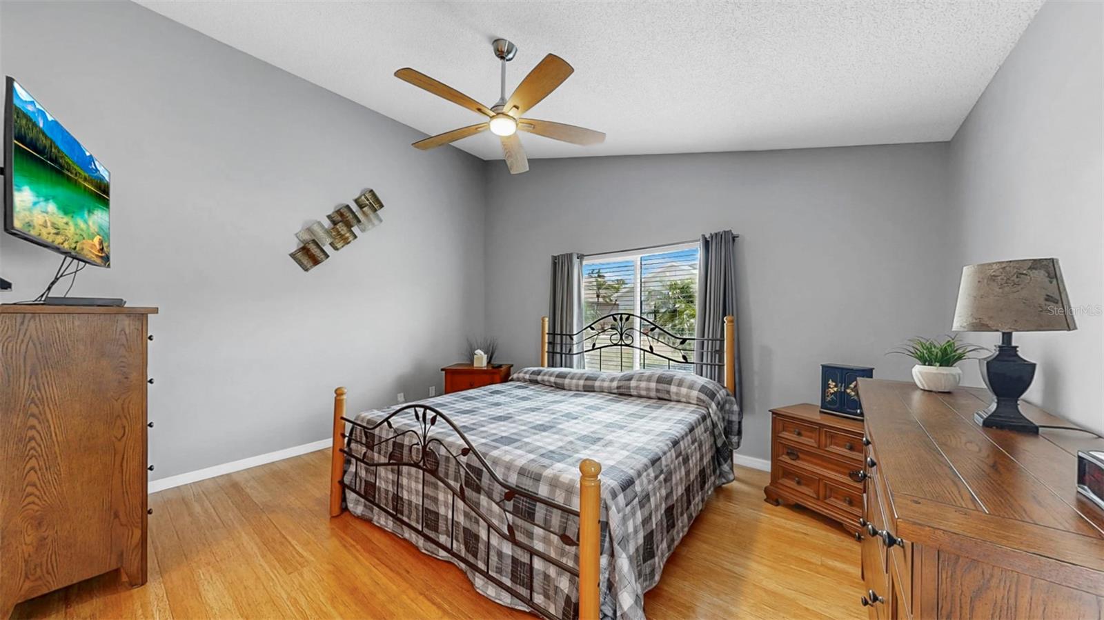 1613 E DEL WEBB BLVD, SUN CITY CENTER, FL, 33573