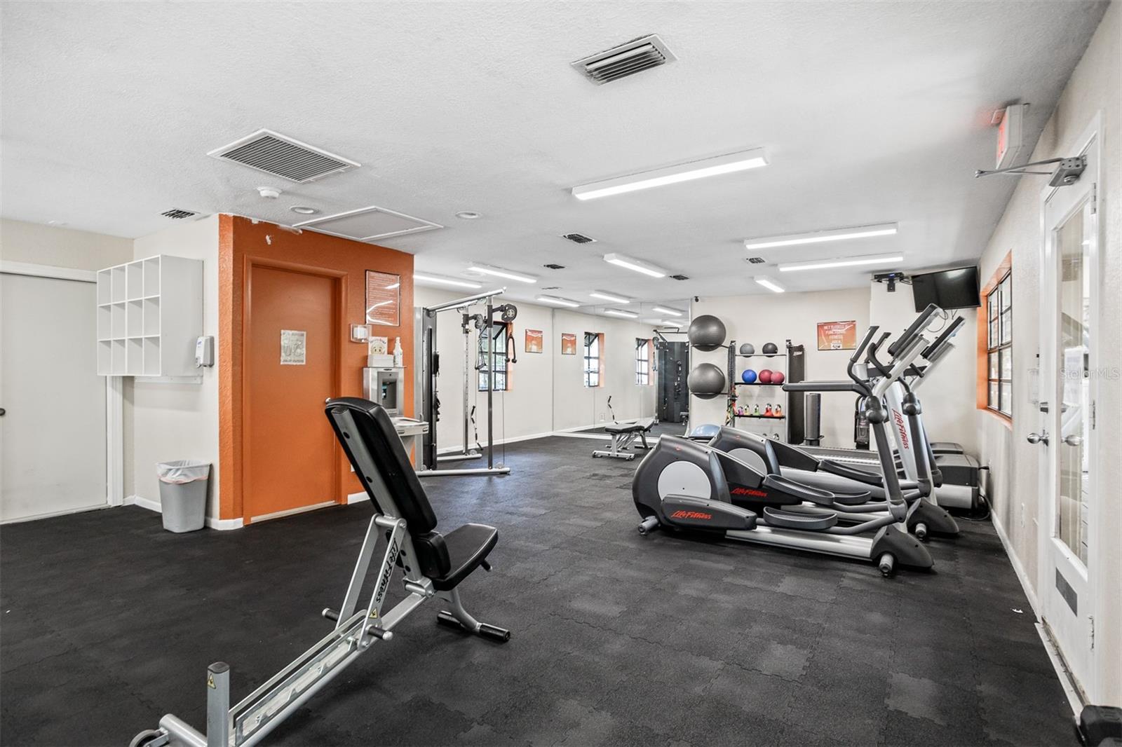 2690 CORAL LANDINGS BLVD #112, PALM HARBOR, FL, 34684