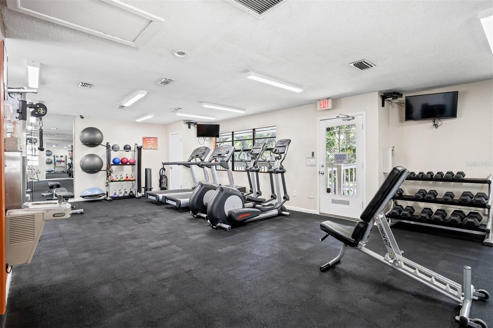 2690 CORAL LANDINGS BLVD #112, PALM HARBOR, FL, 34684