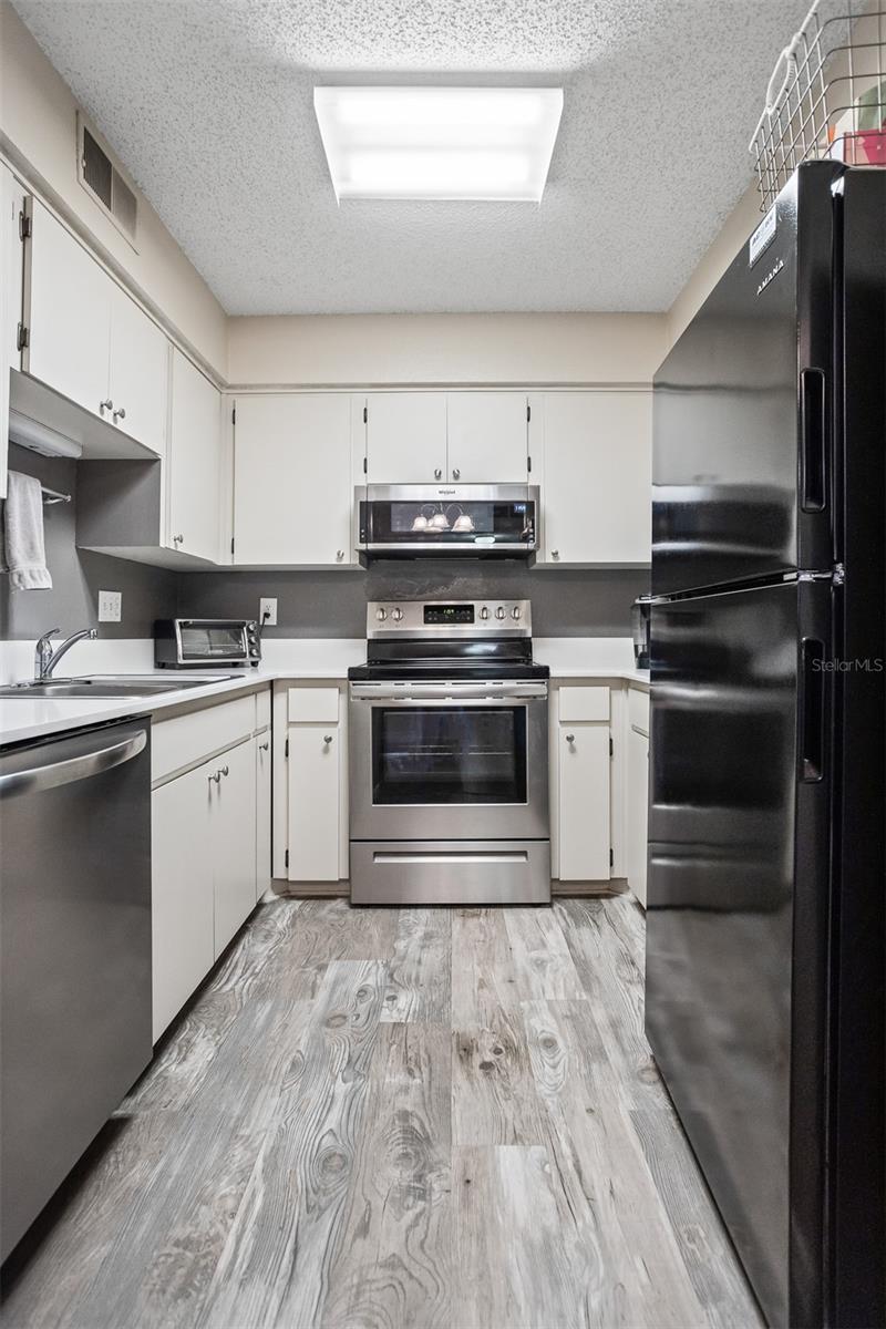 2690 CORAL LANDINGS BLVD #112, PALM HARBOR, FL, 34684