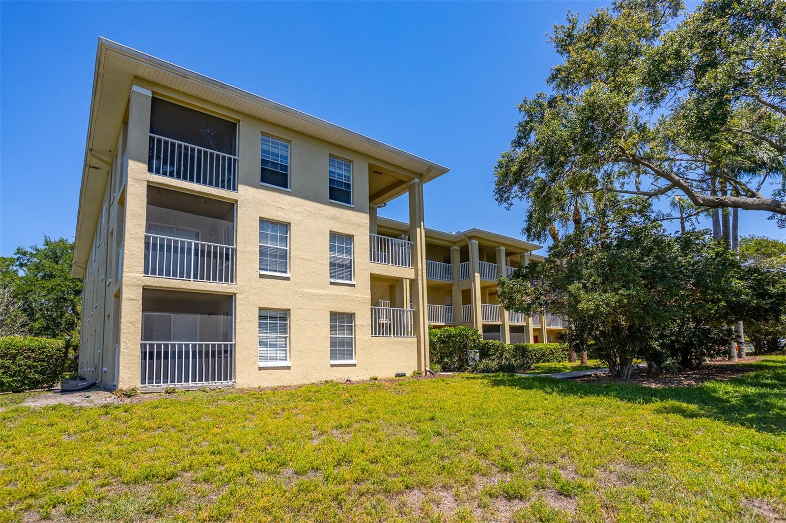 2690 CORAL LANDINGS BLVD #112, PALM HARBOR, FL, 34684