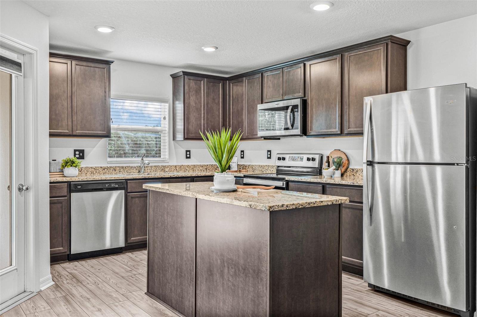 5429 COMPANION LN, TAMPA, FL, 33619