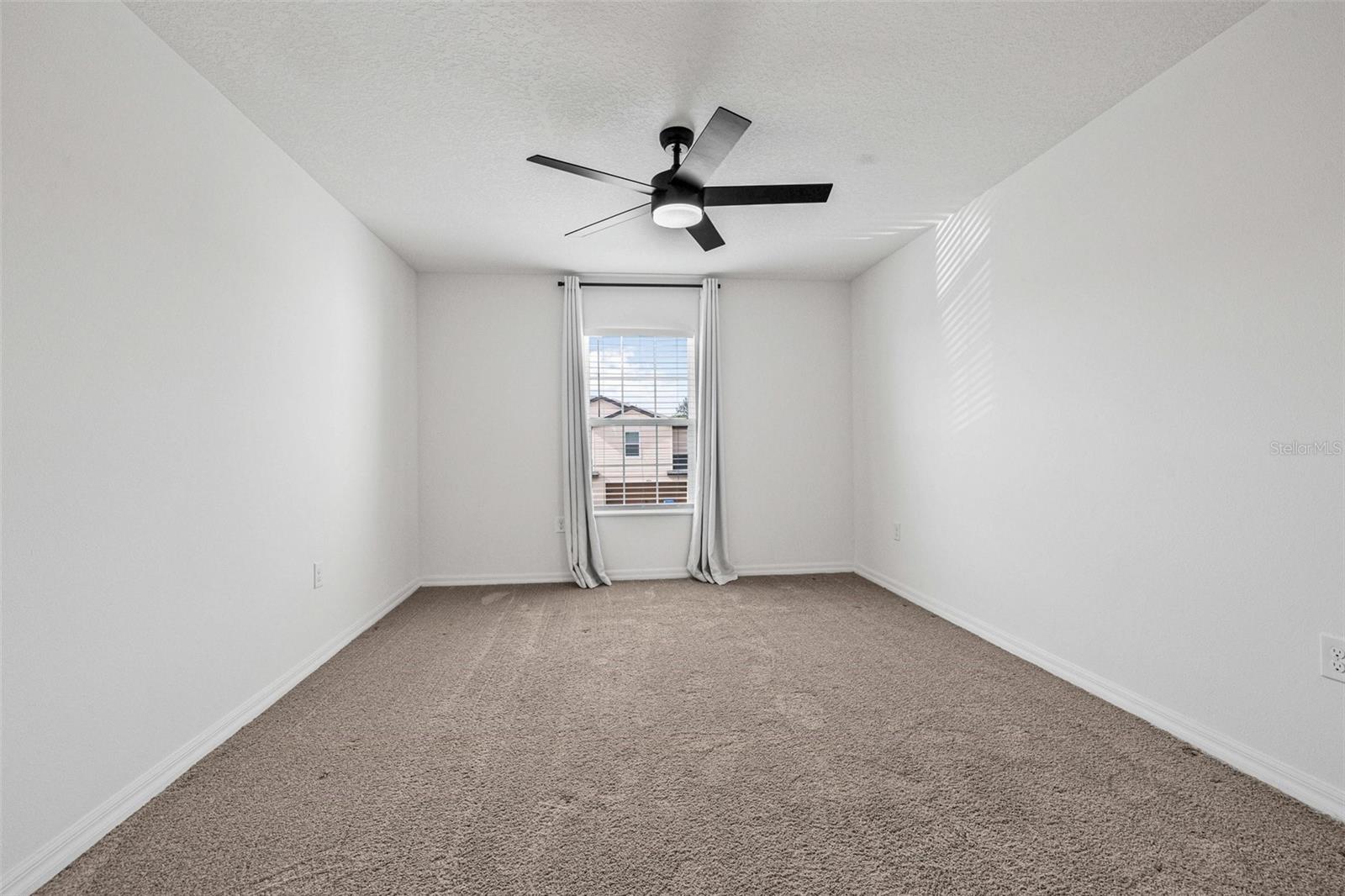 5429 COMPANION LN, TAMPA, FL, 33619