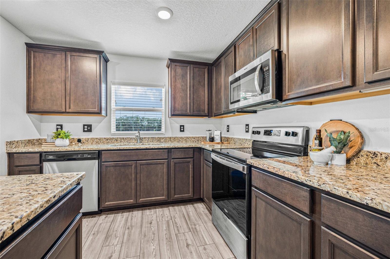 5429 COMPANION LN, TAMPA, FL, 33619