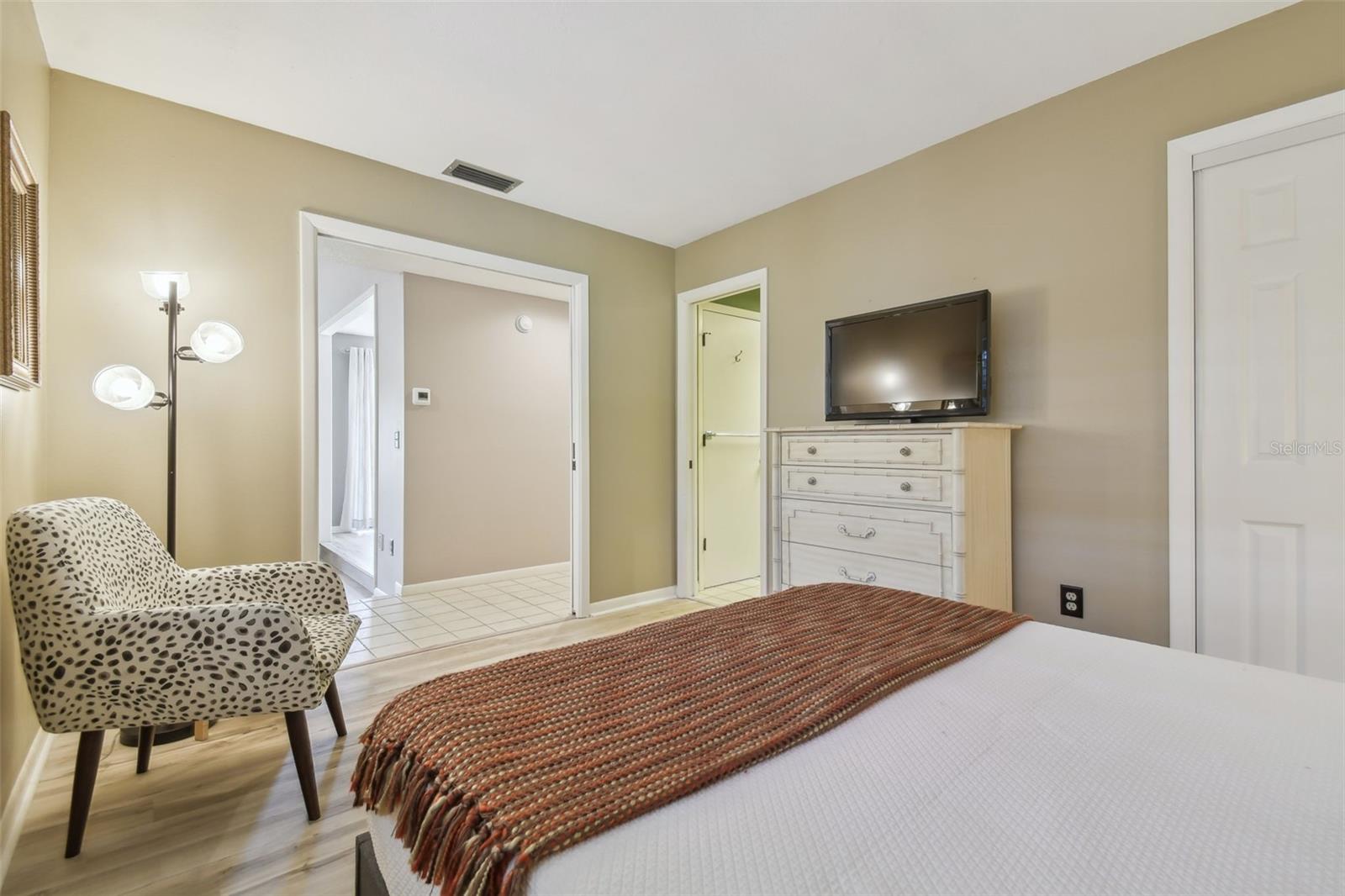 5434 KEMKERRY RD, WESLEY CHAPEL, FL, 33543