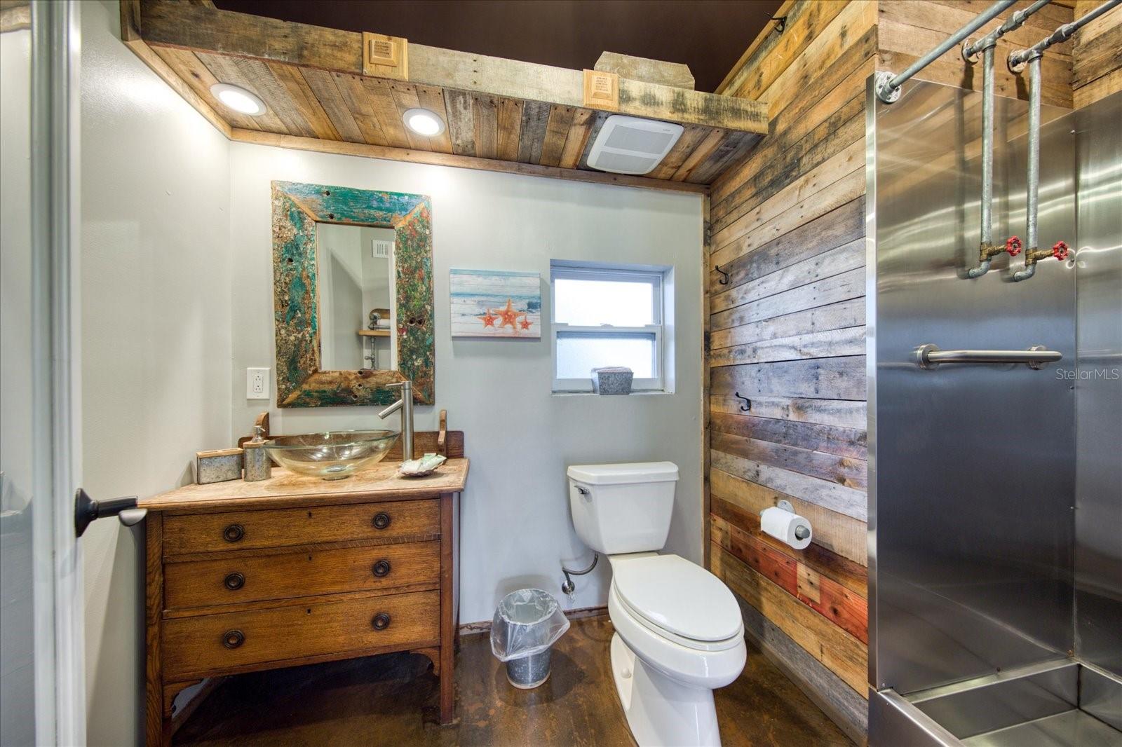 13703 OAK FOREST BLVD N, SEMINOLE, FL, 33776