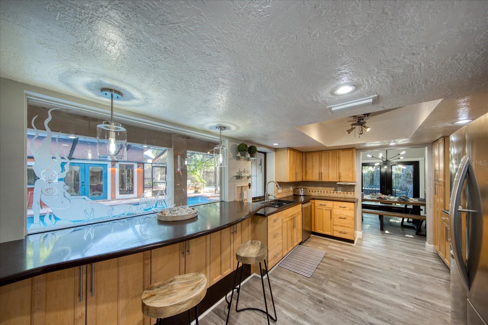 13703 OAK FOREST BLVD N, SEMINOLE, FL, 33776