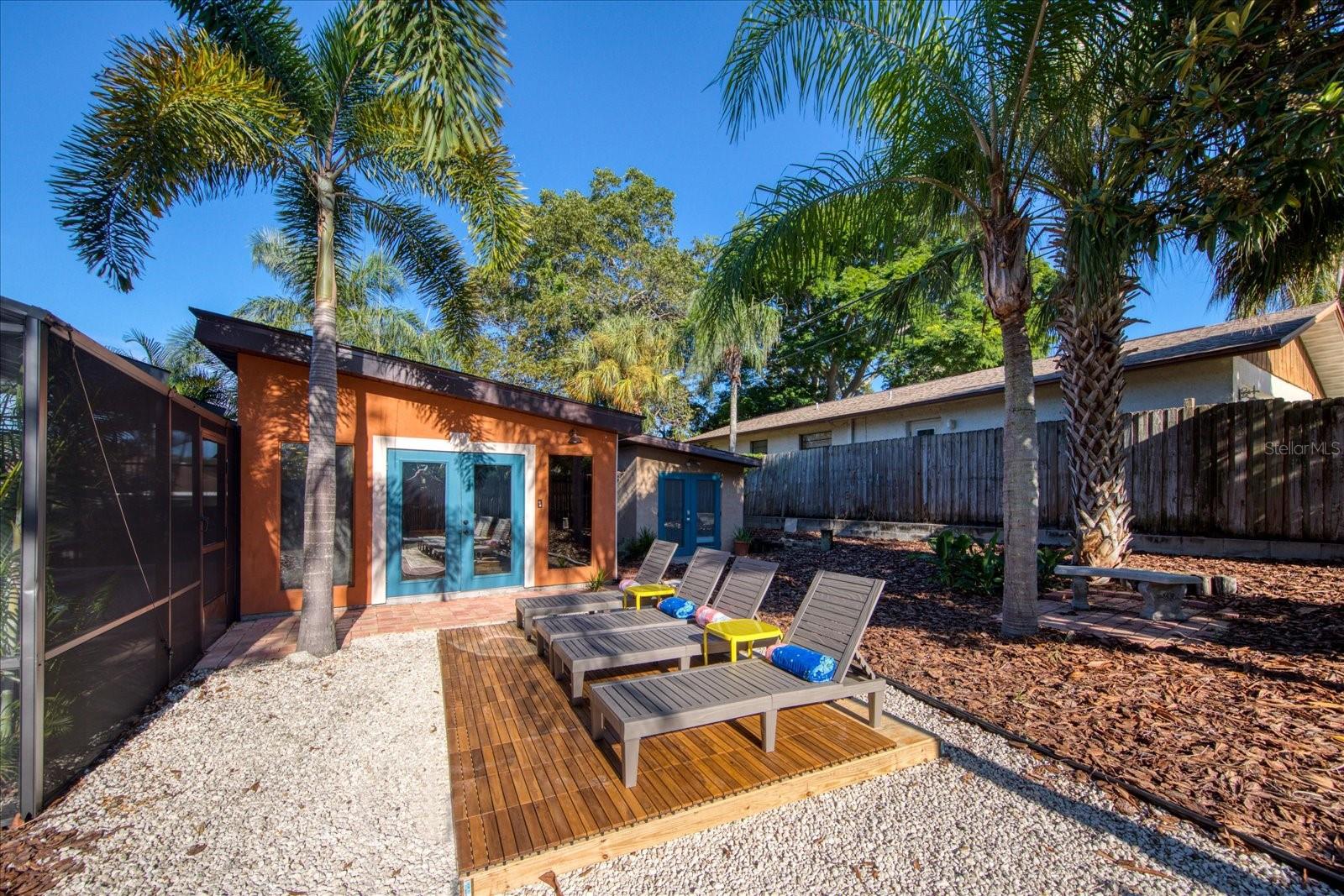 13703 OAK FOREST BLVD N, SEMINOLE, FL, 33776