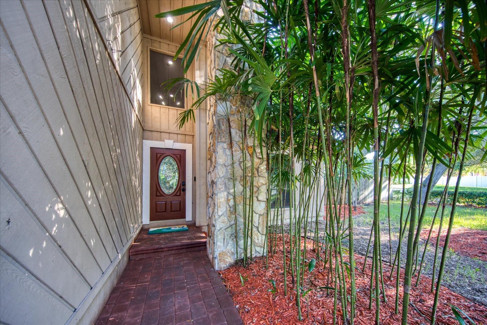 13703 OAK FOREST BLVD N, SEMINOLE, FL, 33776