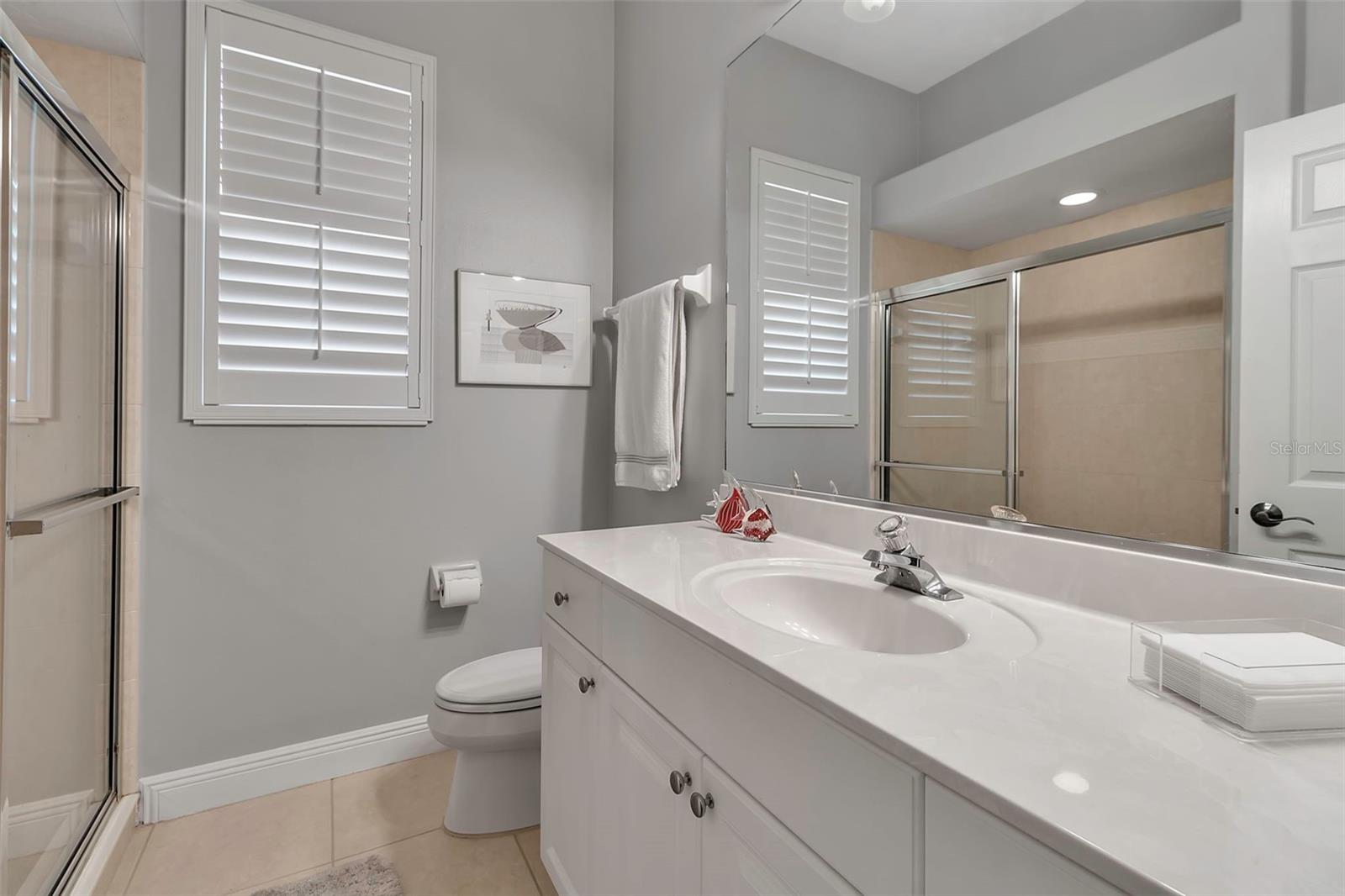 A4649005 Property Photo