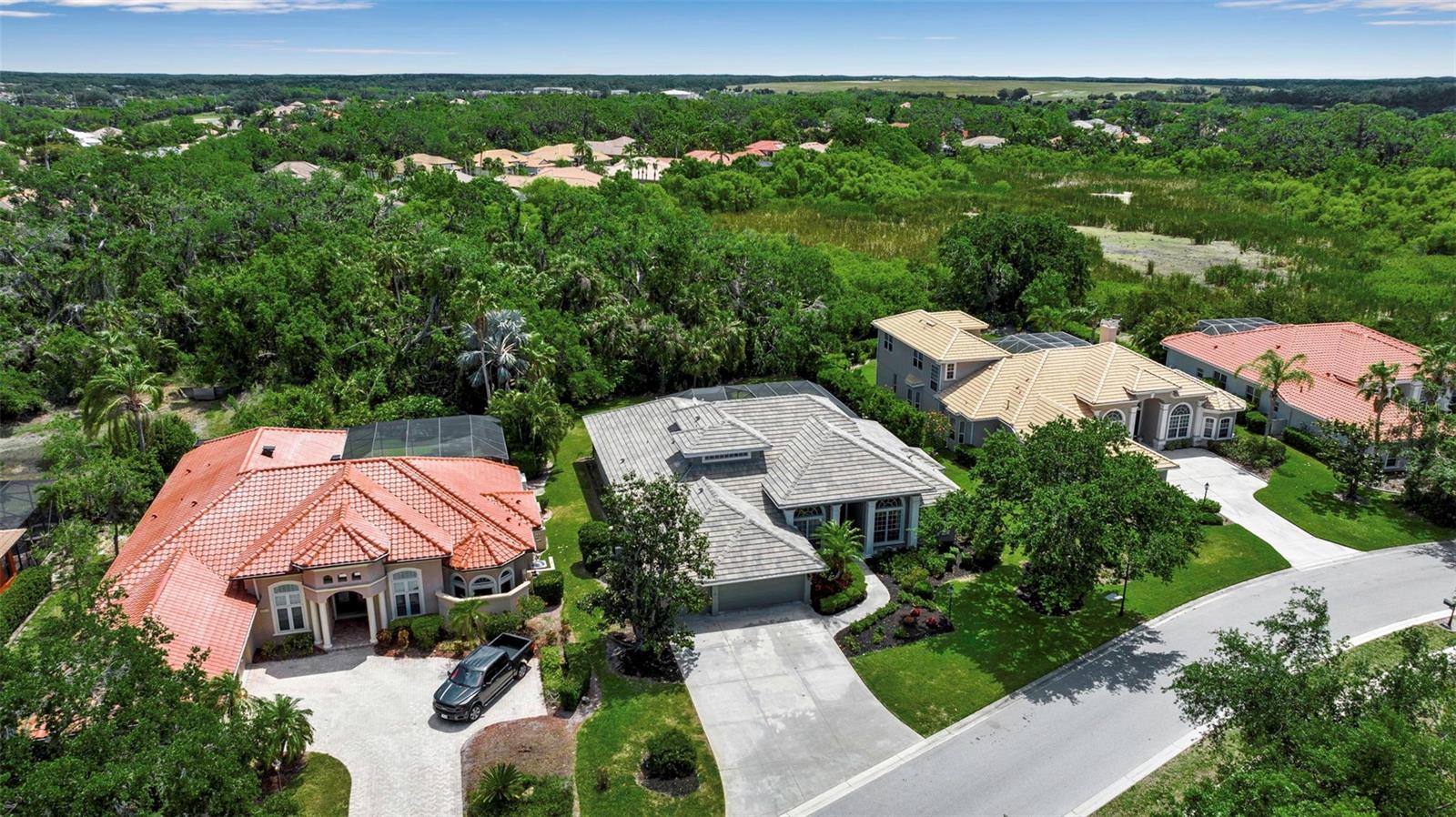 A4649005 Property Photo