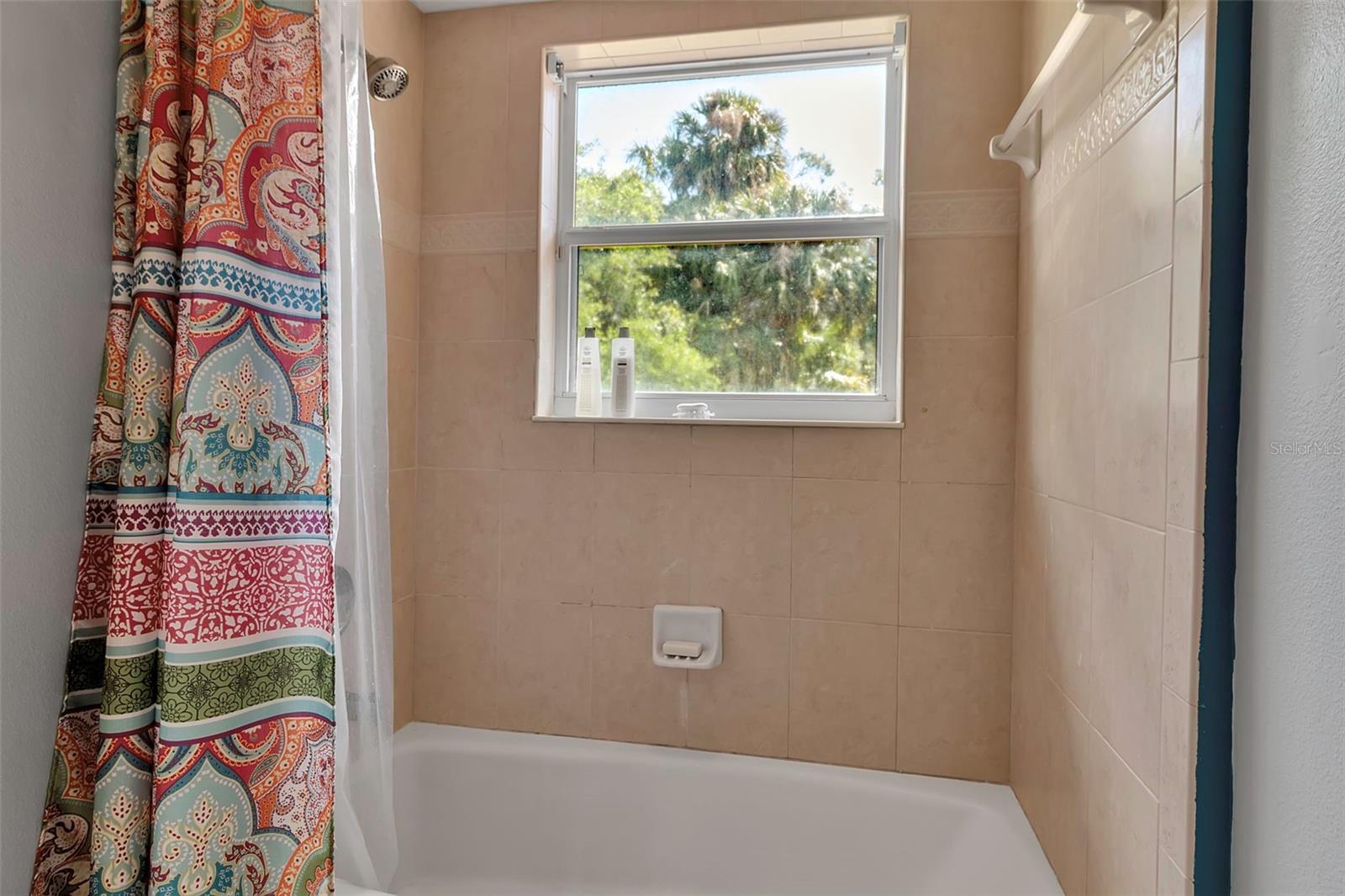 A4649005 Property Photo
