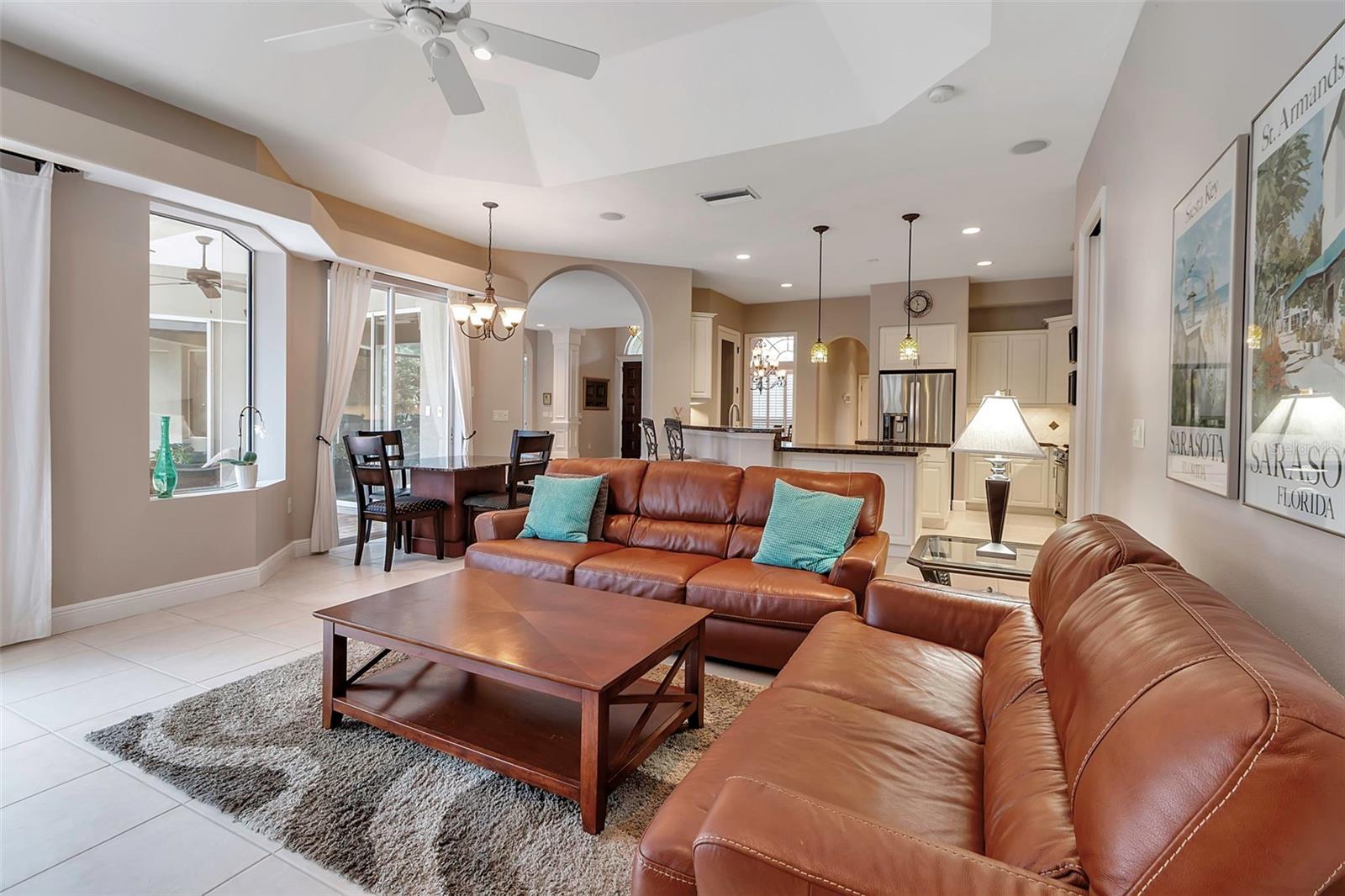 A4649005 Property Photo