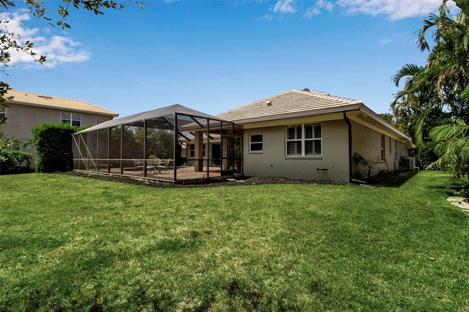 A4649005 Property Photo