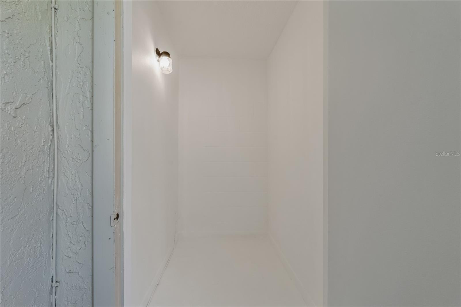 105 4TH AVE NE #220, ST PETERSBURG, FL, 33701