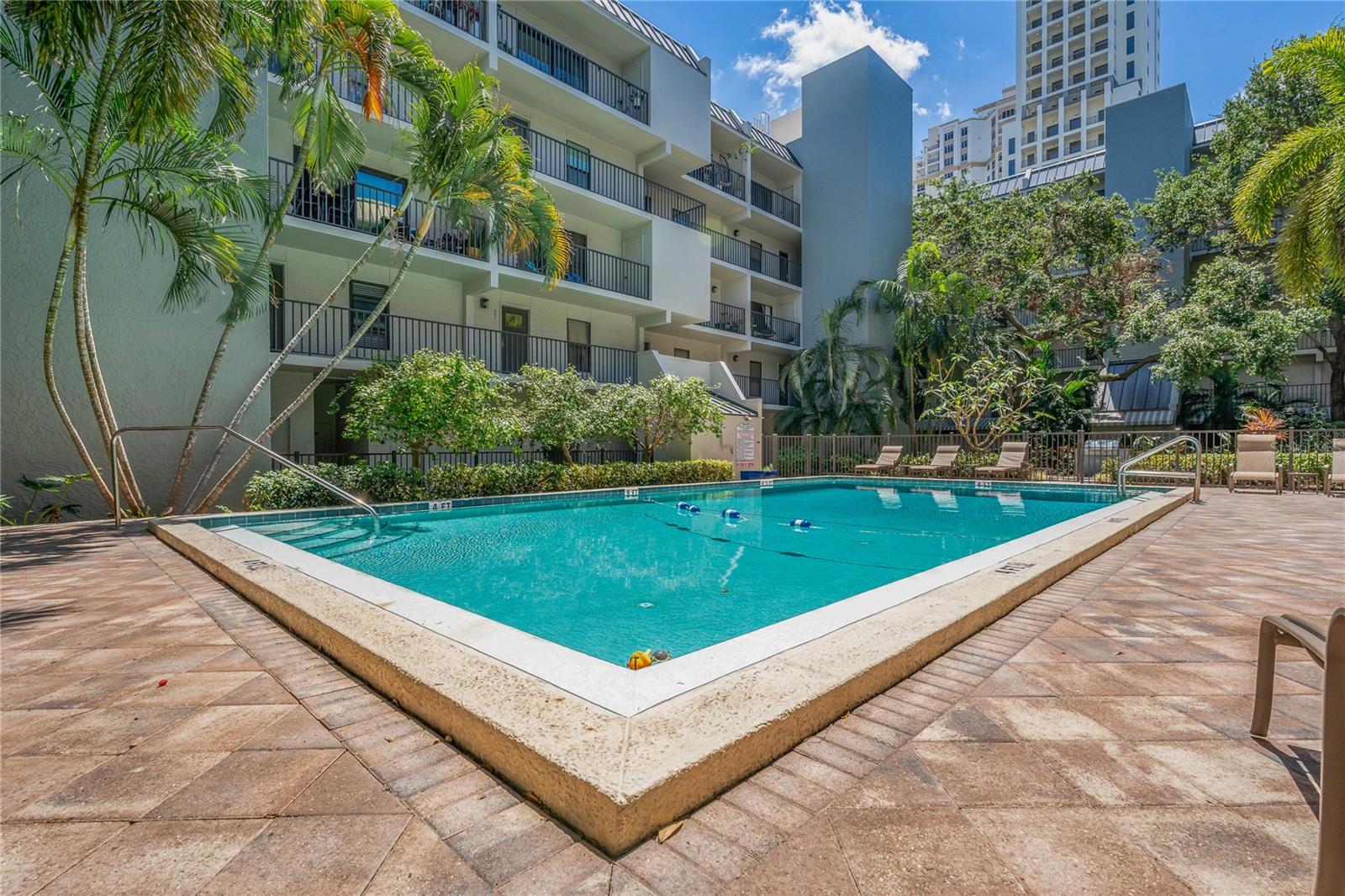 105 4TH AVE NE #220, ST PETERSBURG, FL, 33701