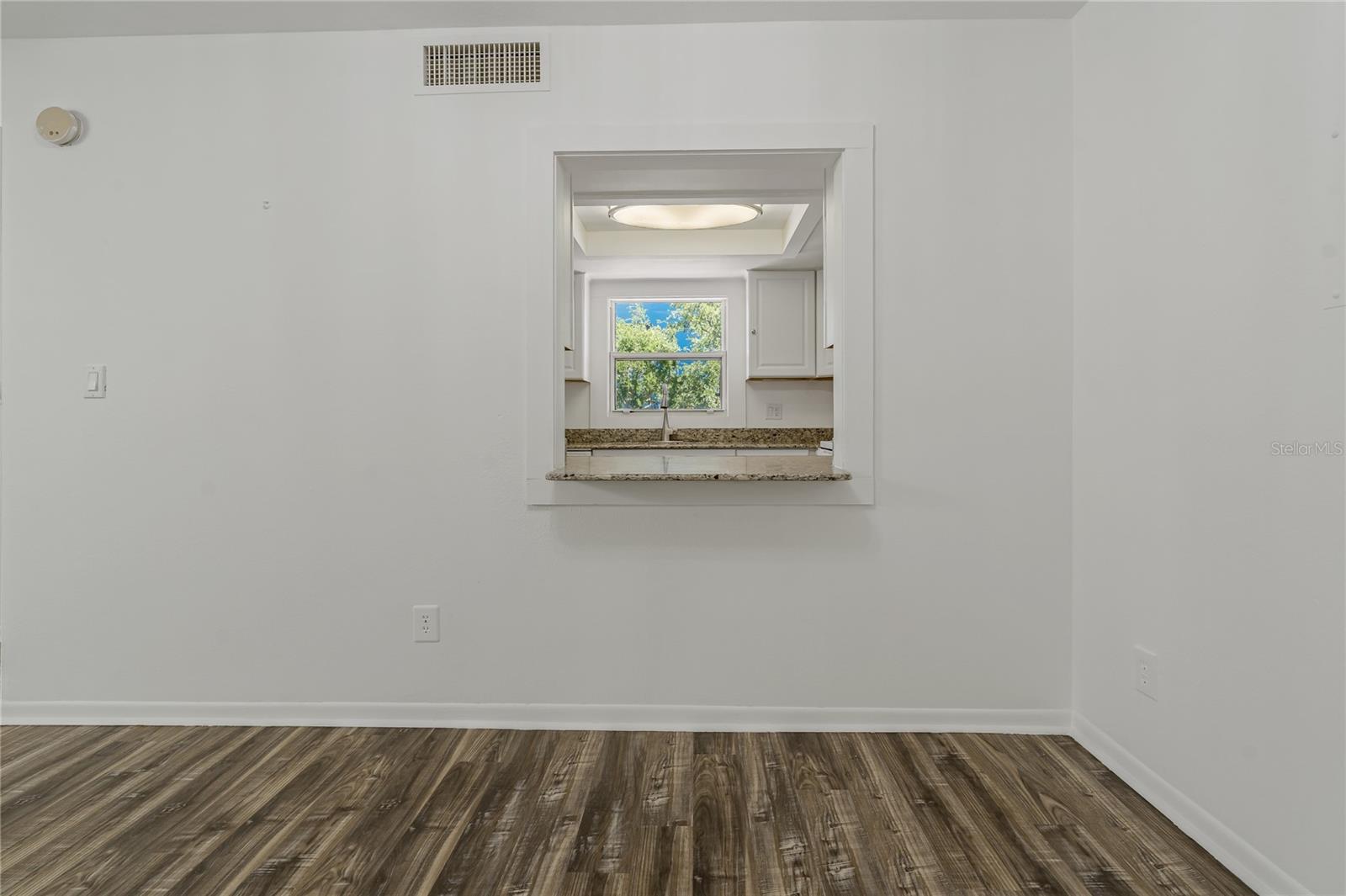 105 4TH AVE NE #220, ST PETERSBURG, FL, 33701