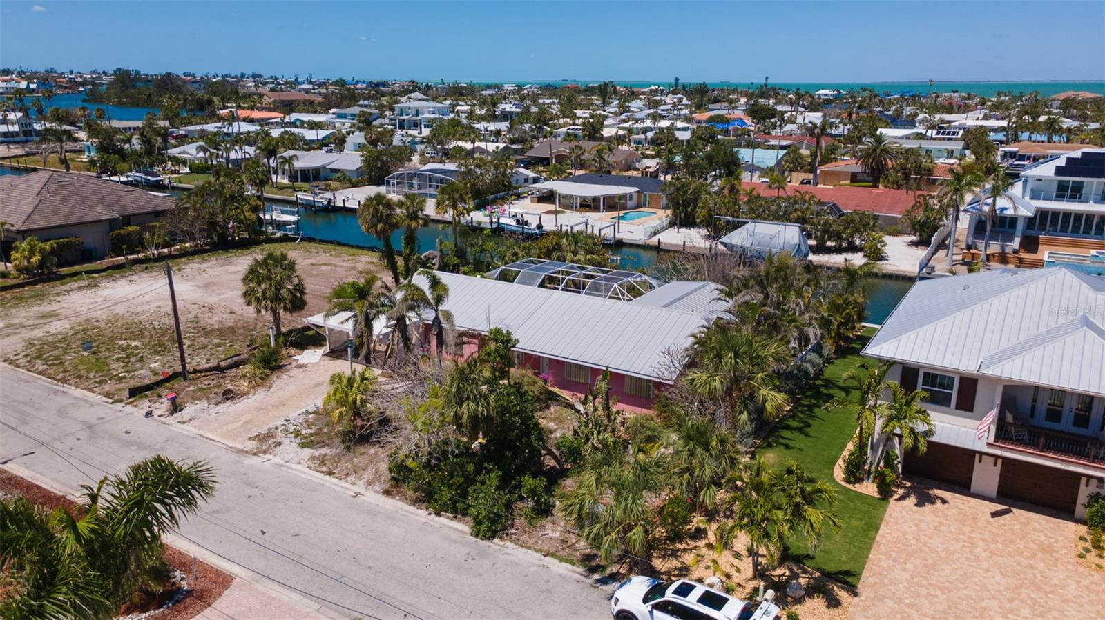 607 BARONET LN, HOLMES BEACH, FL, 34217