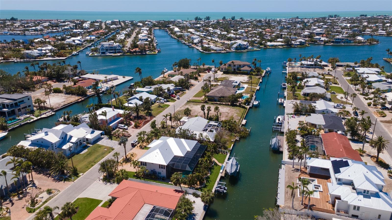 607 BARONET LN, HOLMES BEACH, FL, 34217