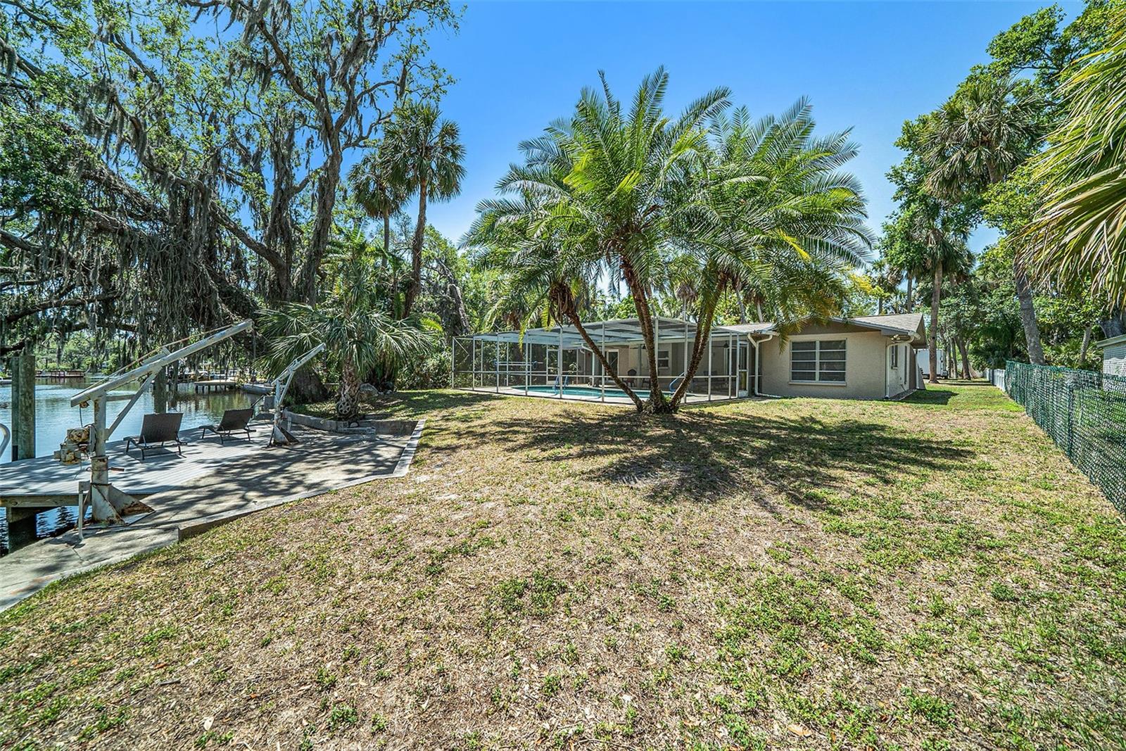 5910 RIVER RD, NEW PORT RICHEY, FL, 34652