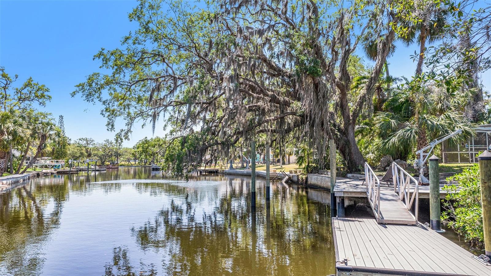 5910 RIVER RD, NEW PORT RICHEY, FL, 34652