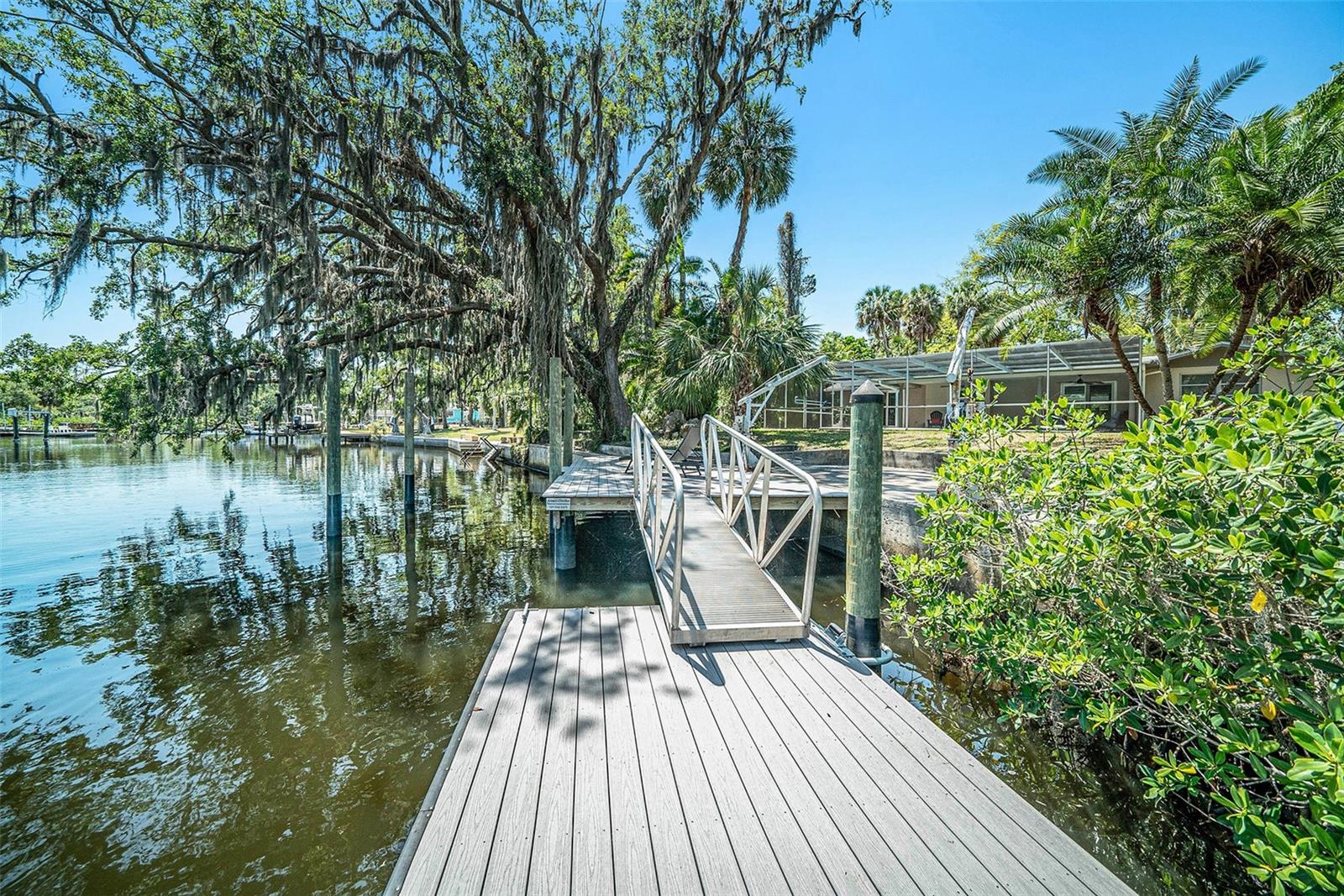 5910 RIVER RD, NEW PORT RICHEY, FL, 34652