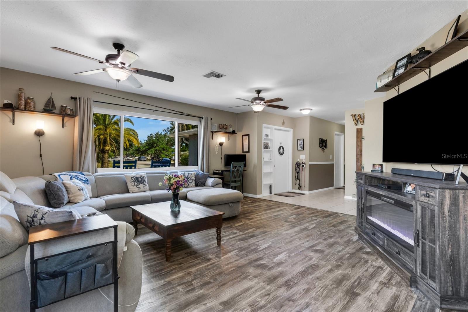 2867 INDIANWOOD DR, SARASOTA, FL, 34232