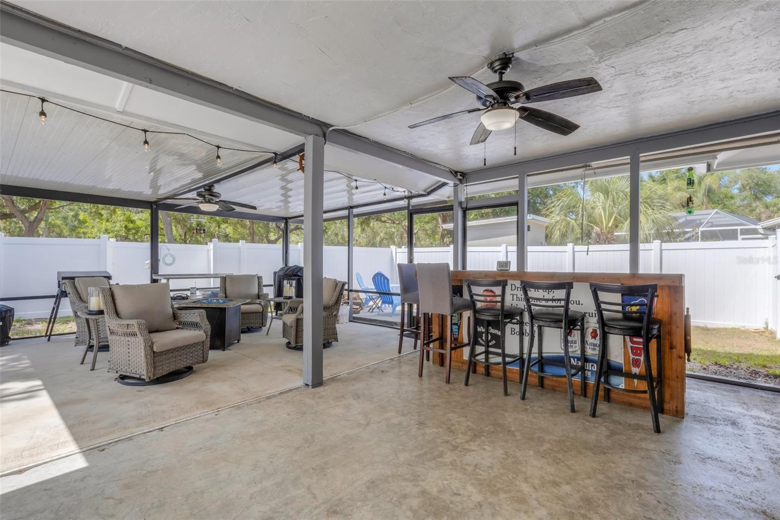 2867 INDIANWOOD DR, SARASOTA, FL, 34232