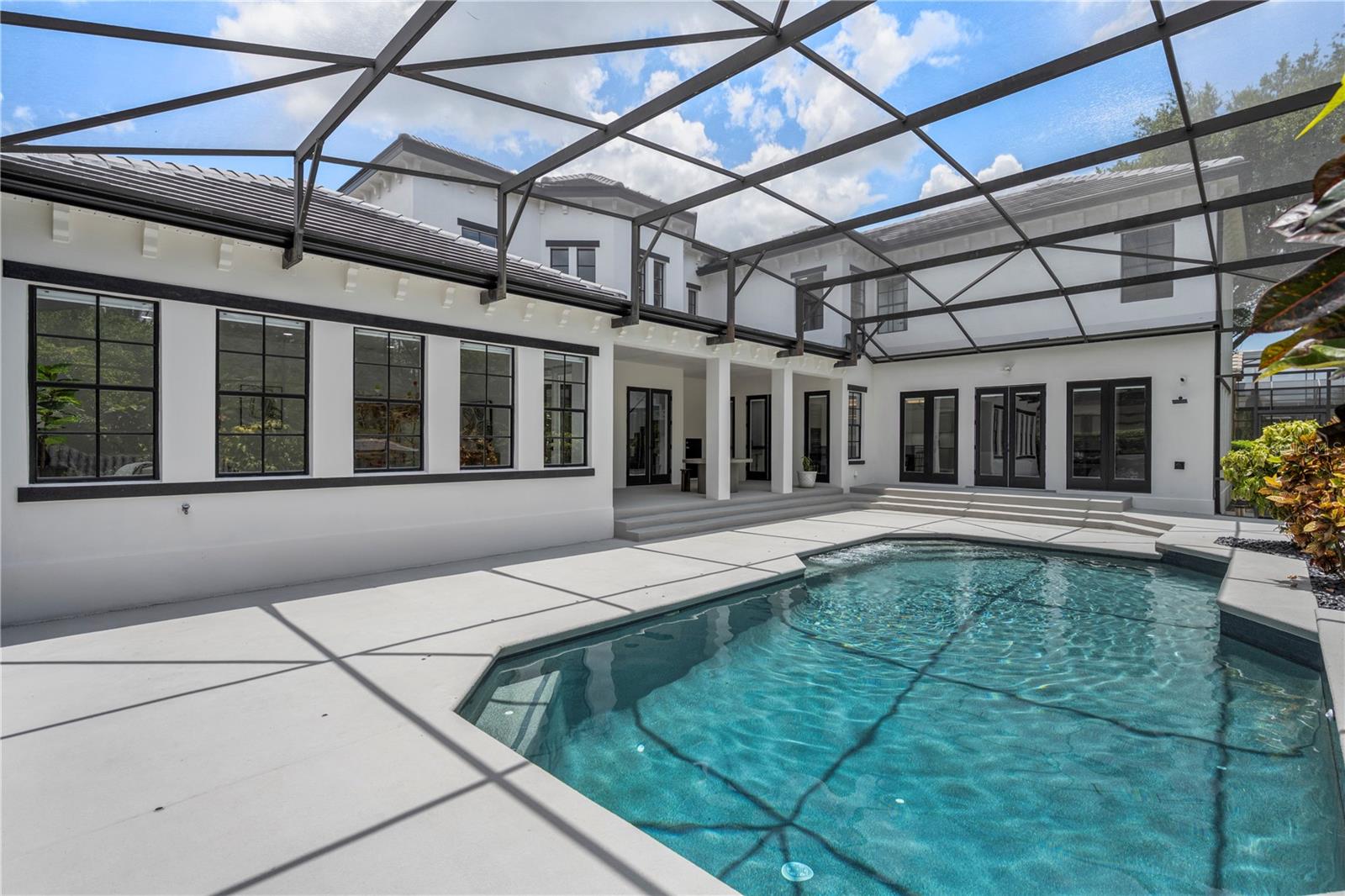 O6300031 Property Photo