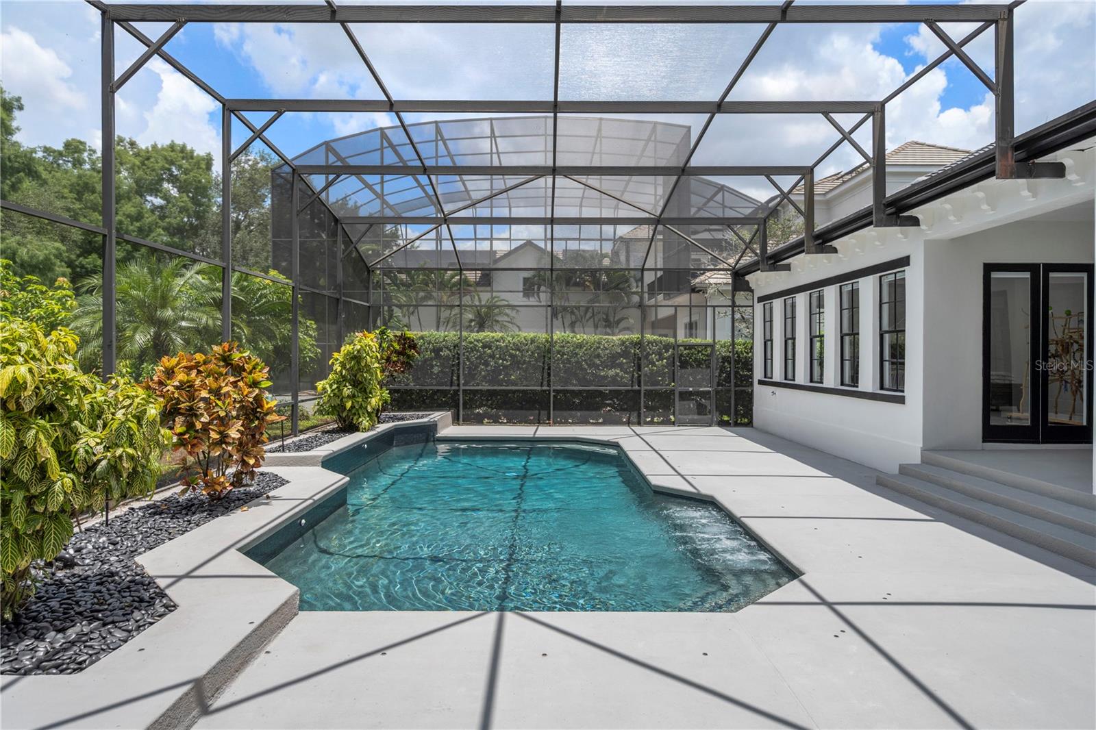 O6300031 Property Photo