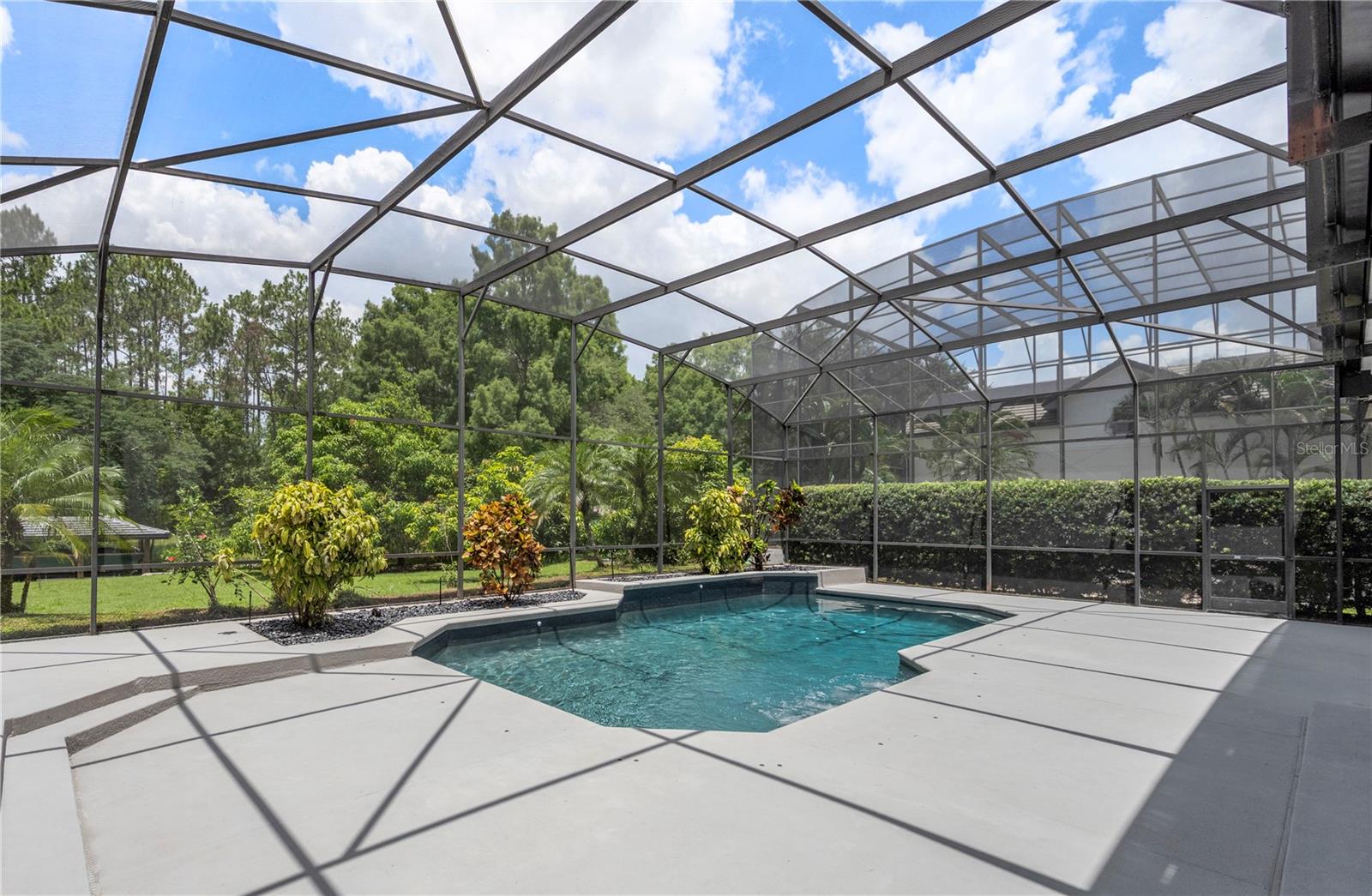 O6300031 Property Photo