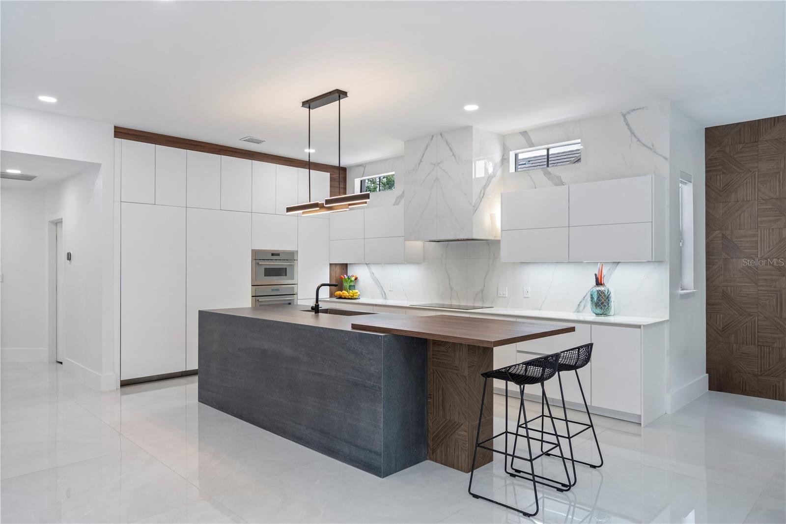 O6300031 Property Photo