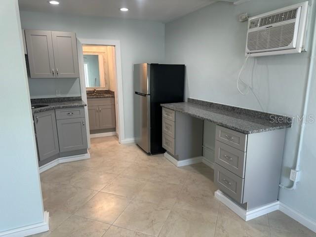 61 81ST AVE #2, TREASURE ISLAND, FL, 33706