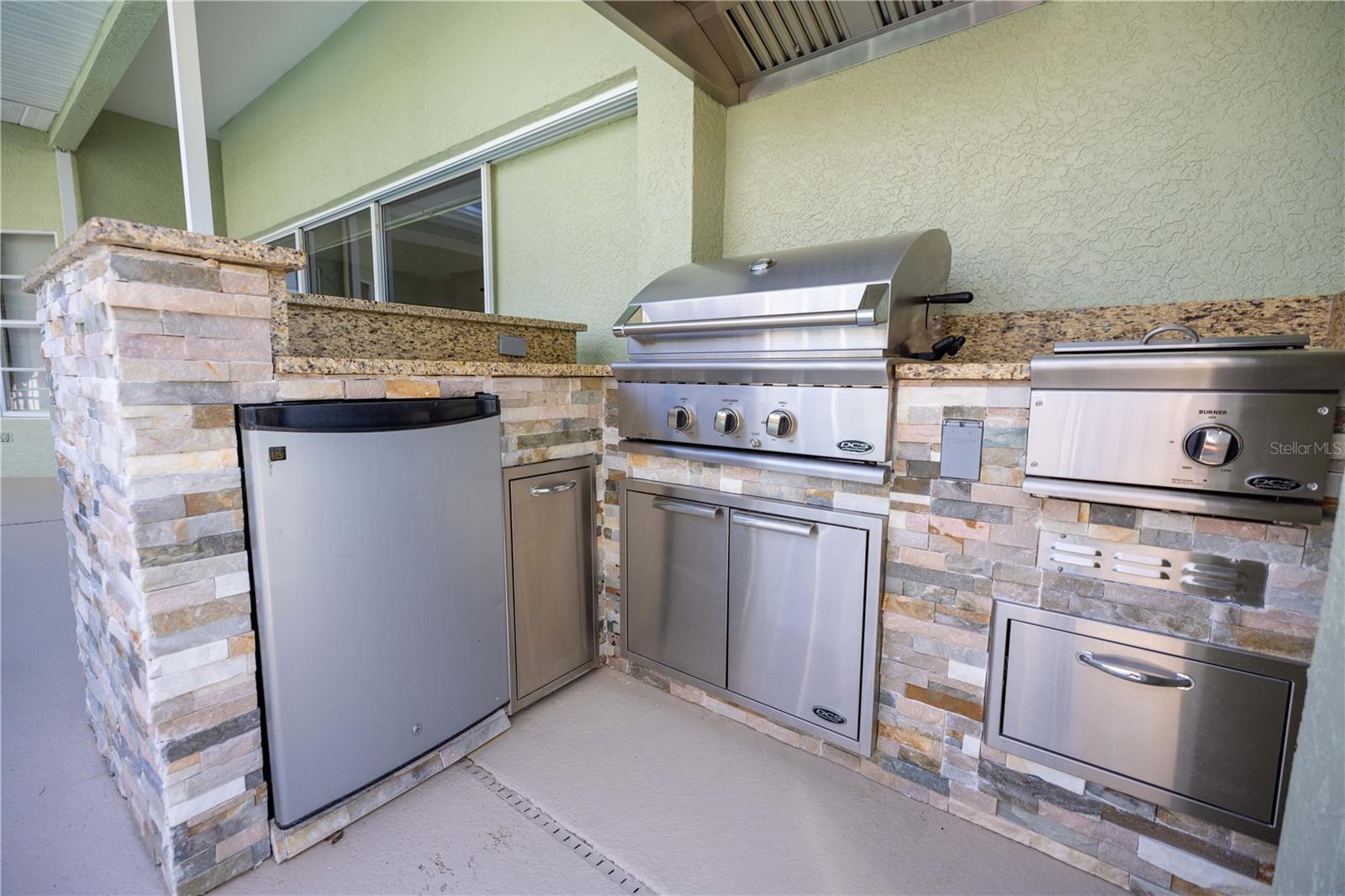 9159 HIGHLAND RIDGE WAY, TAMPA, FL, 33647