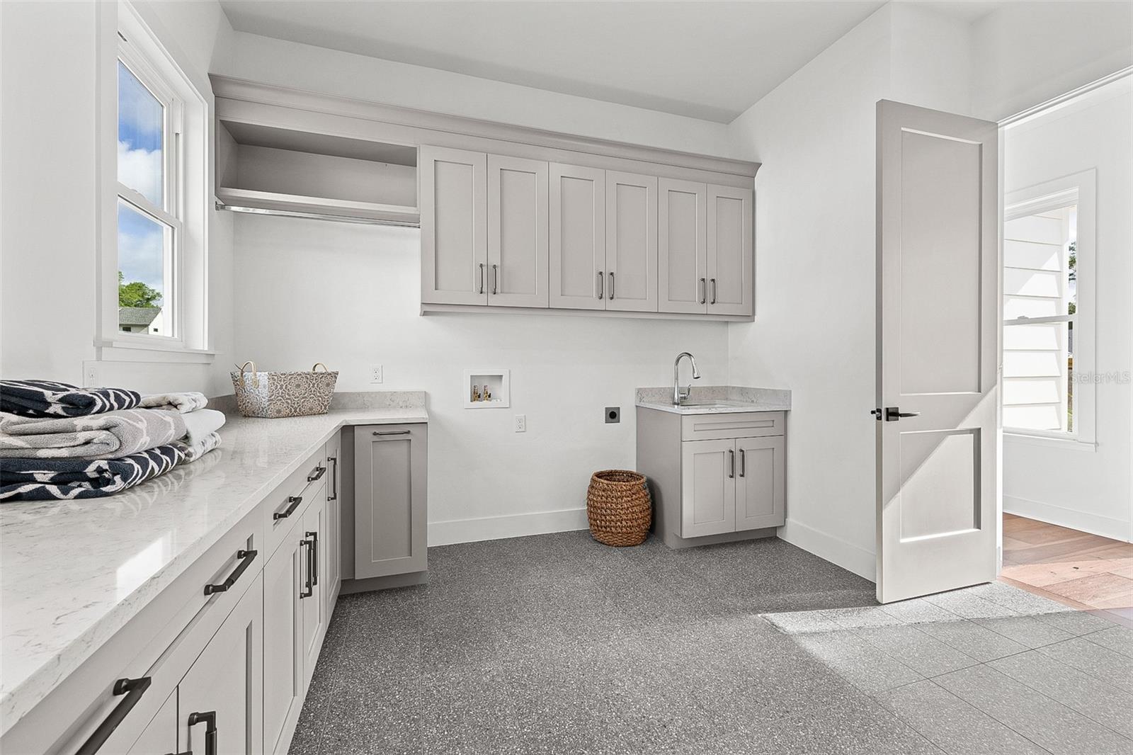 5995 SW 124TH WAY, ARCHER, FL, 32618