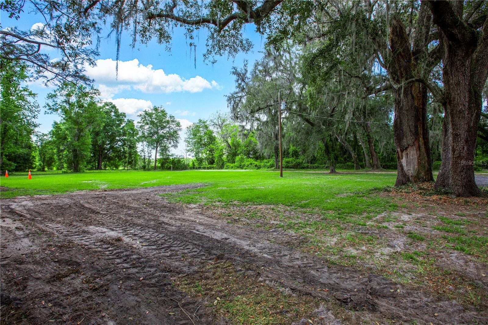 10728 SW COUNTY ROAD 18, LAKE BUTLER, FL, 32054
