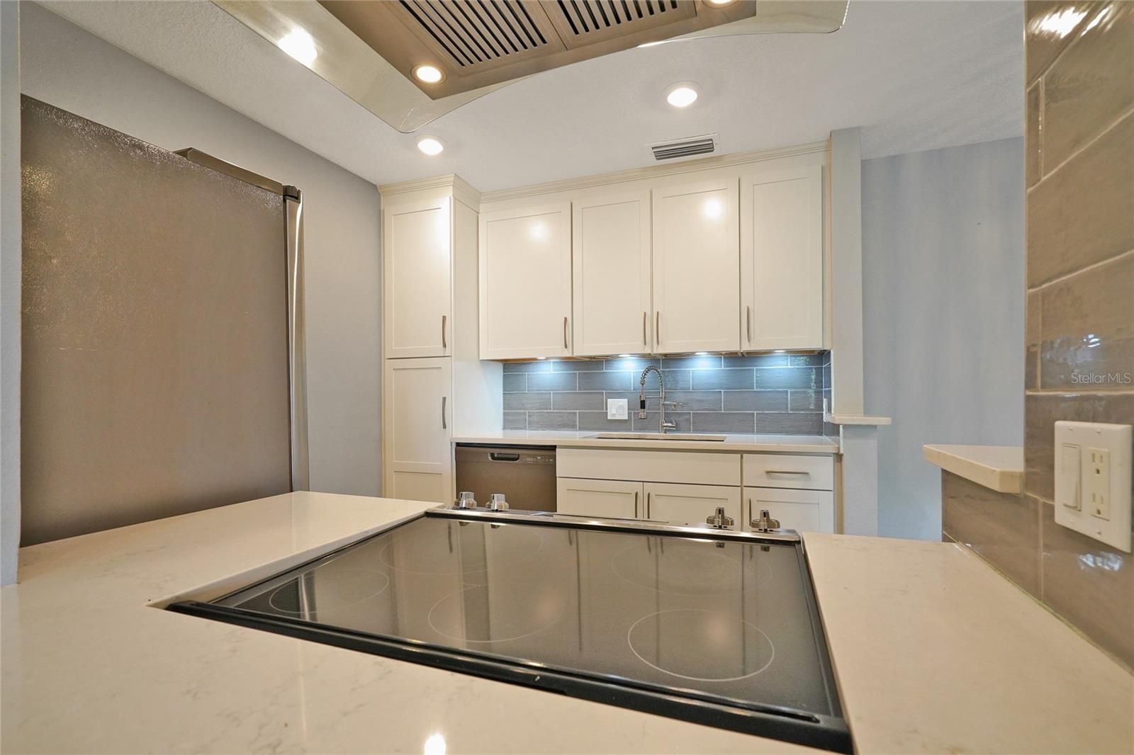 225 S TROPICAL TRL #110, MERRITT ISLAND, FL, 32952