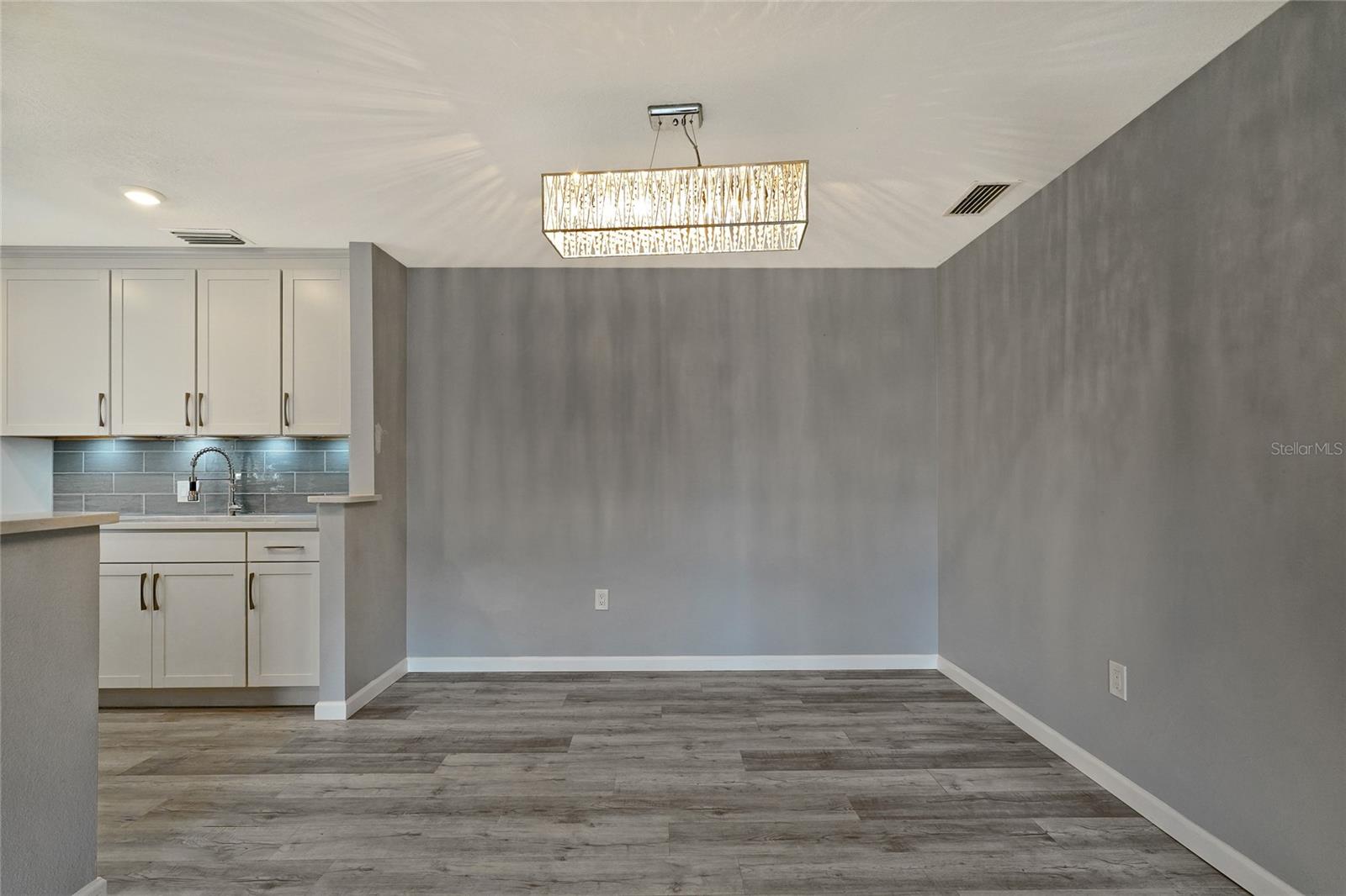 225 S TROPICAL TRL #110, MERRITT ISLAND, FL, 32952