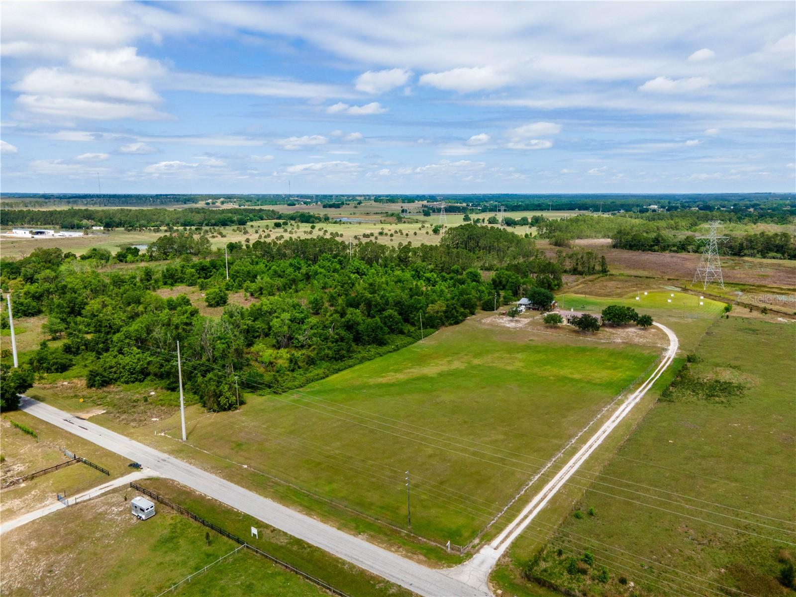 22111 OBRIEN RD, HOWEY IN THE HILLS, FL, 34737